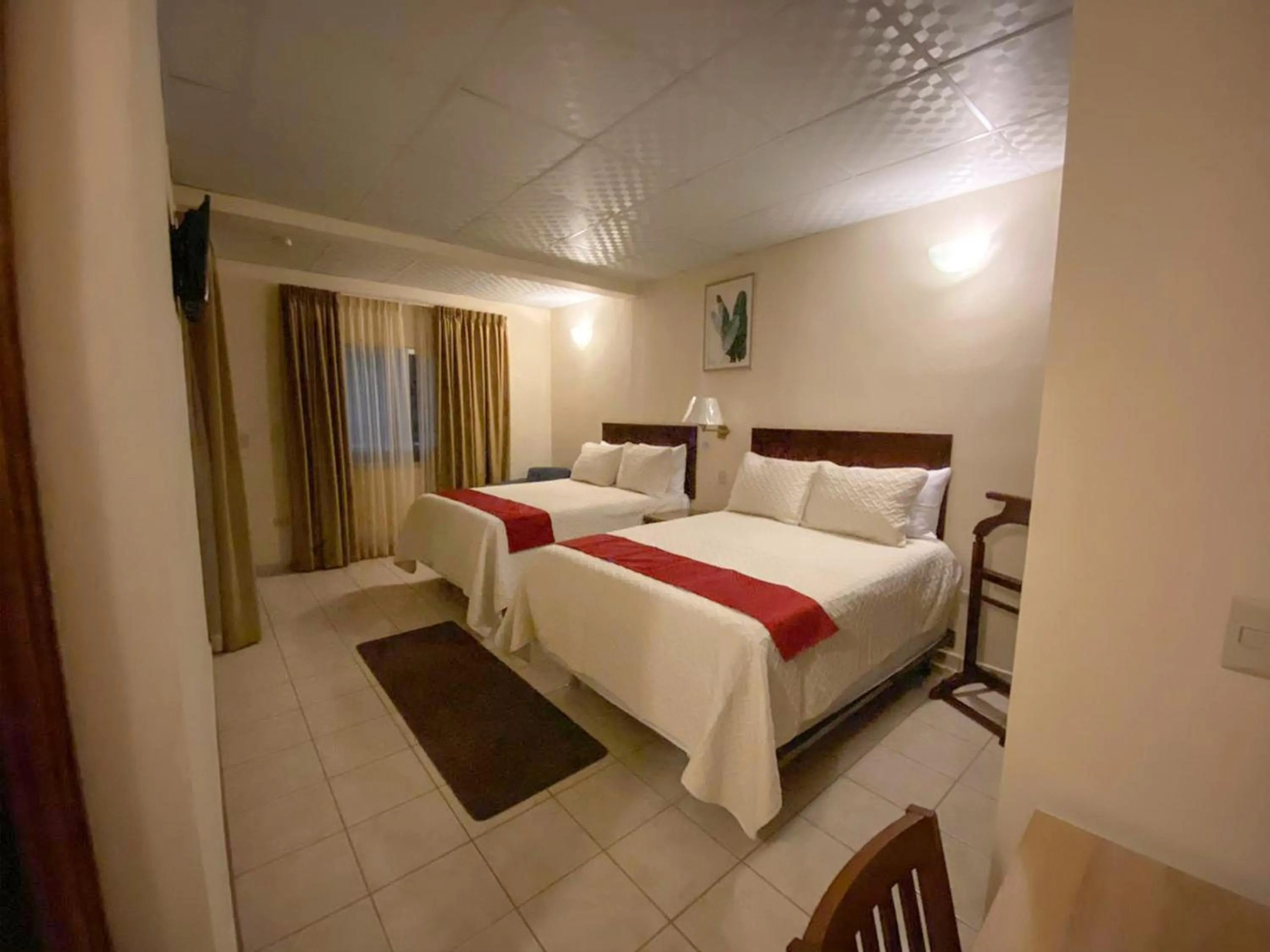 Photo of the whole room, Bed in Real Guanacaste