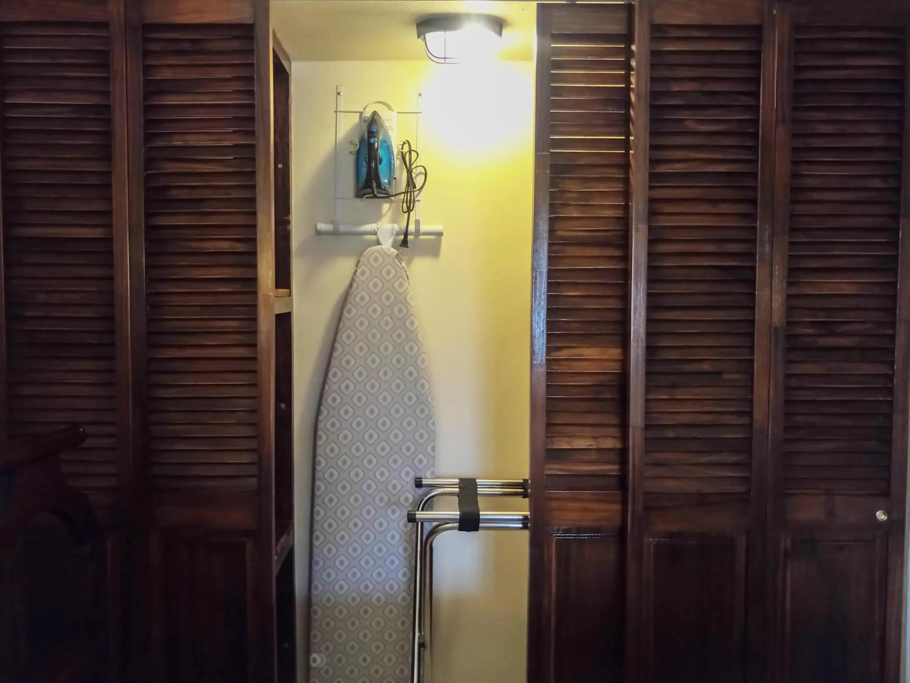 wardrobe in Real Guanacaste