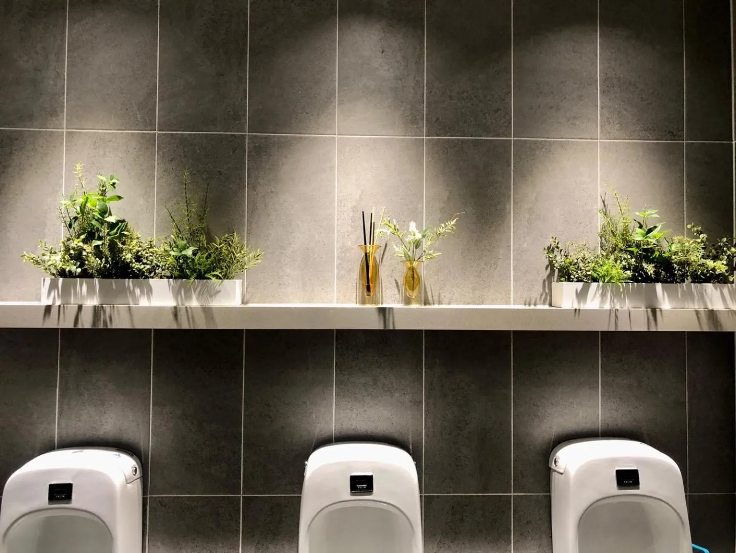 Toilet in Golden Planet Hotel-Pyeongtaek Godeck