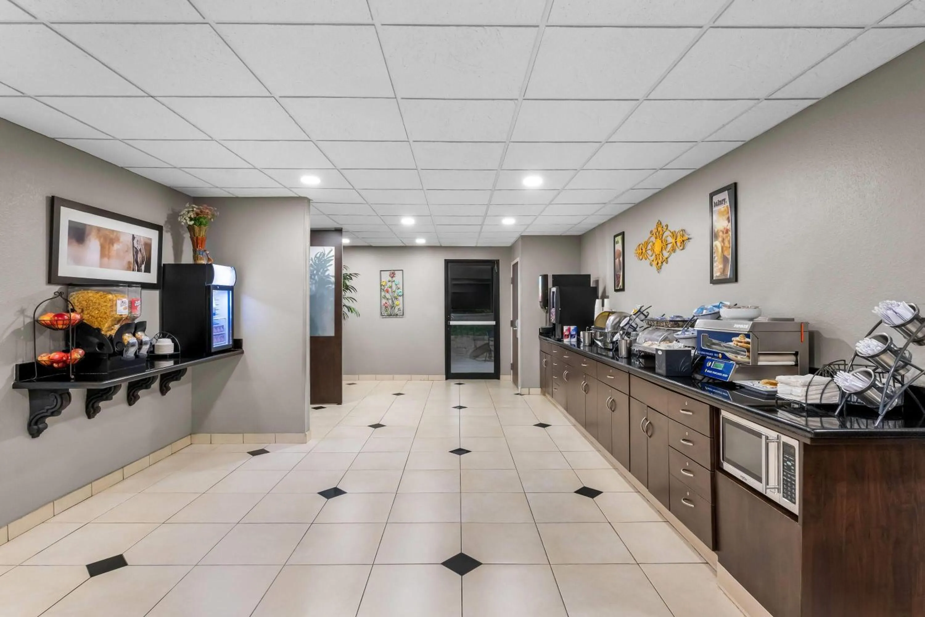 Property building in Microtel Inn & Suites By Wyndham Conway