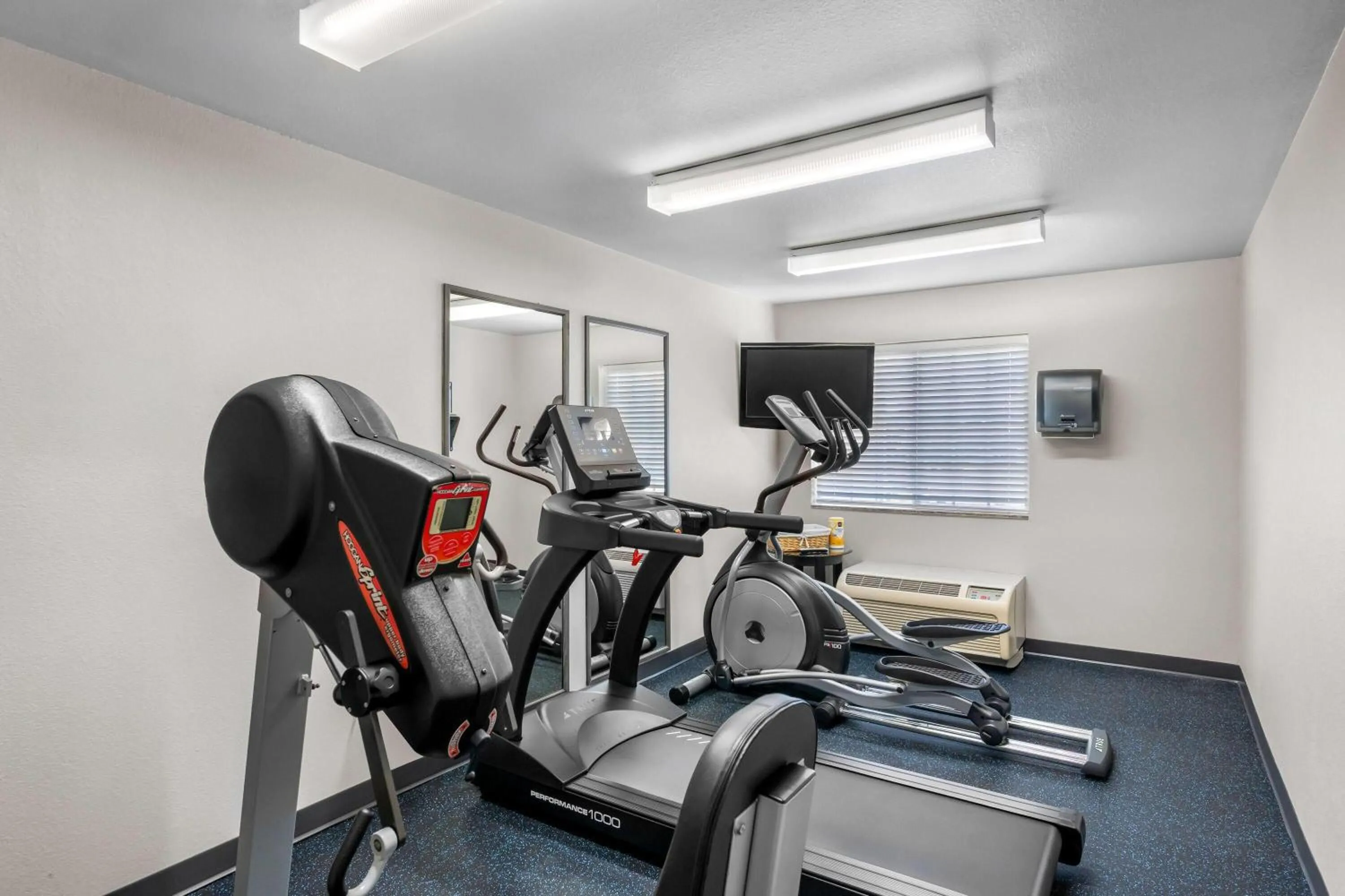 Fitness centre/facilities in Microtel Inn & Suites By Wyndham Conway