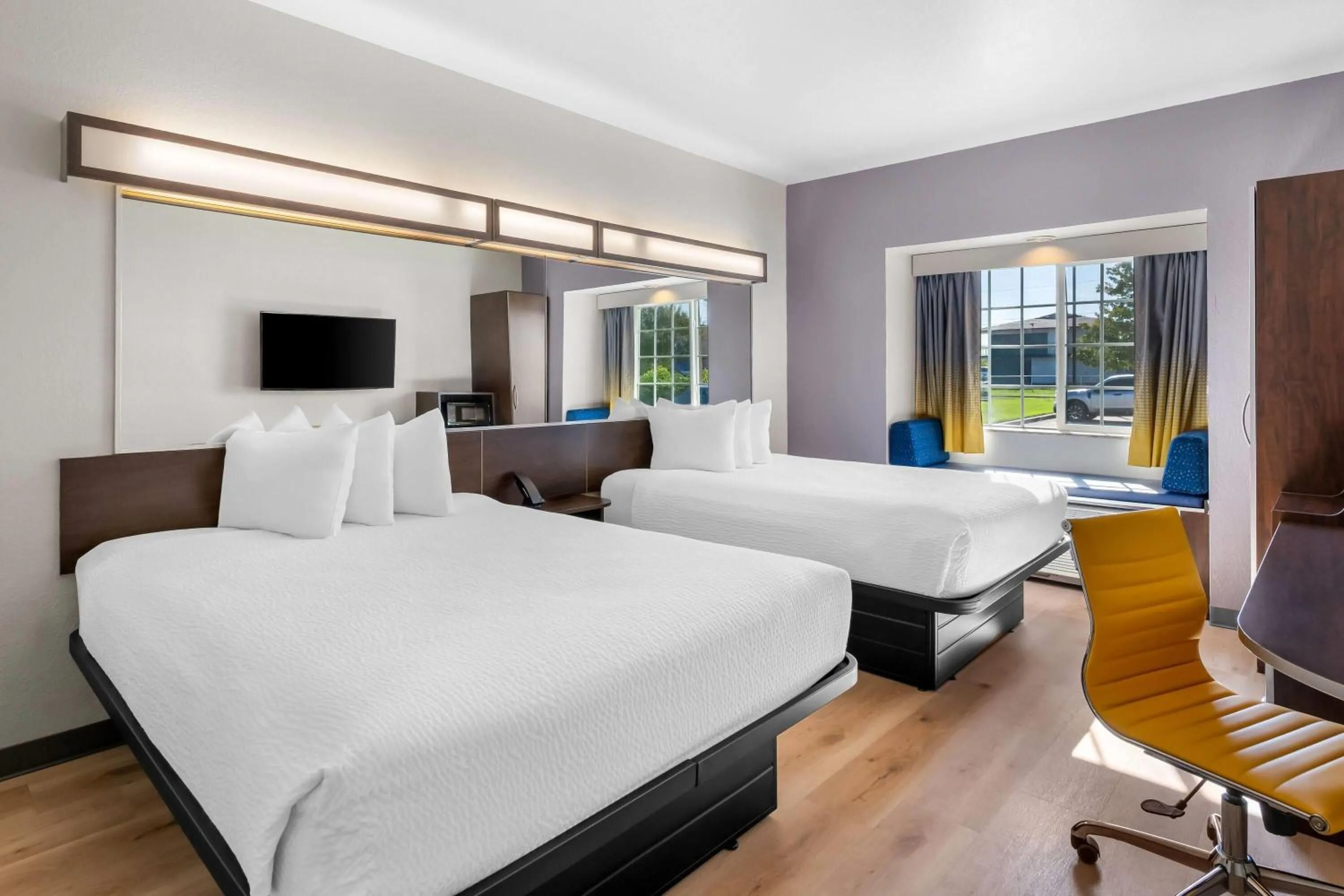 Bed in Microtel Inn & Suites By Wyndham Conway