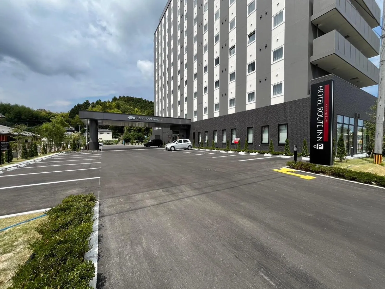 Parking in Hotel Route Inn Rifu