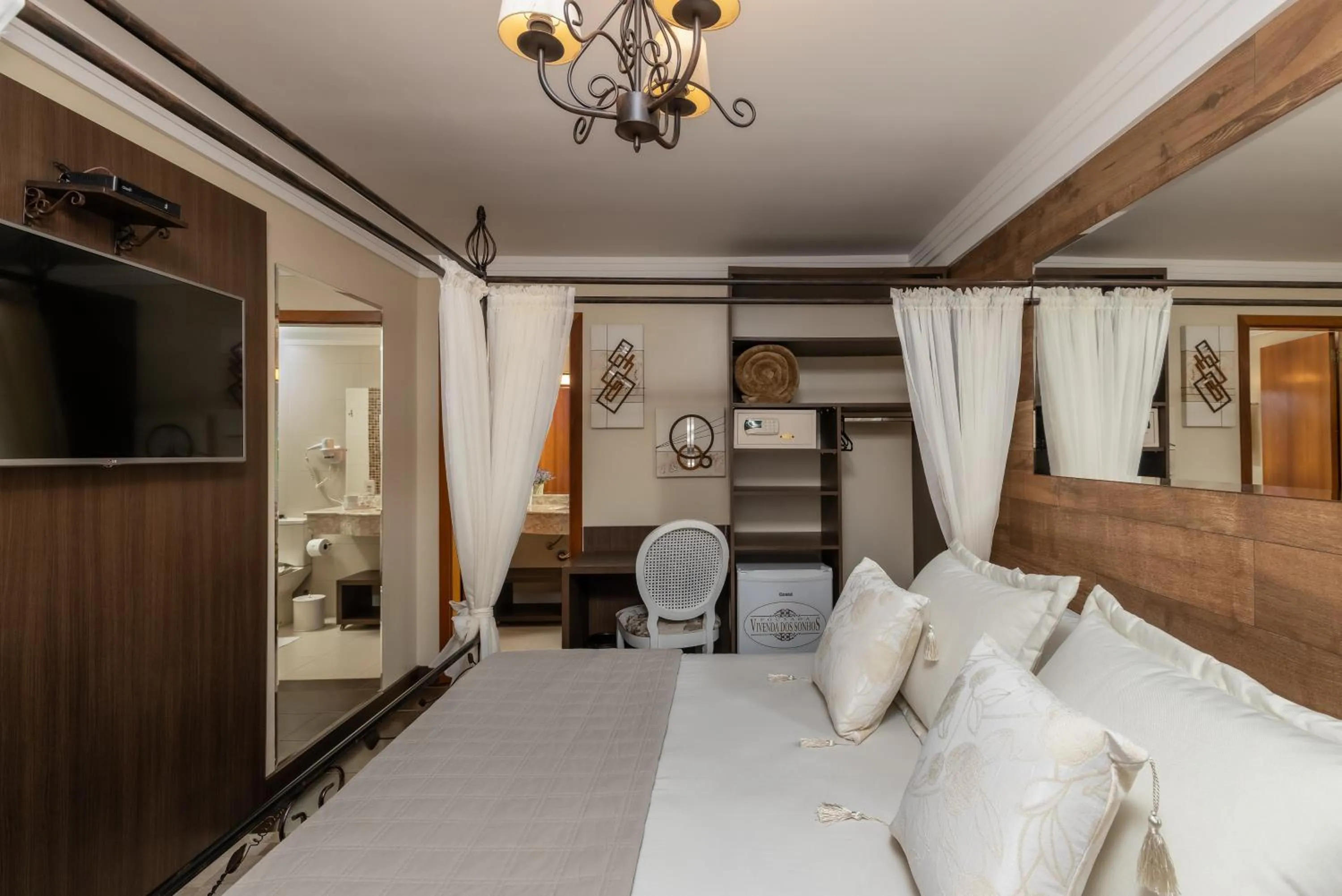 Bedroom, Bed in Hotel Vivenda dos Sonhos