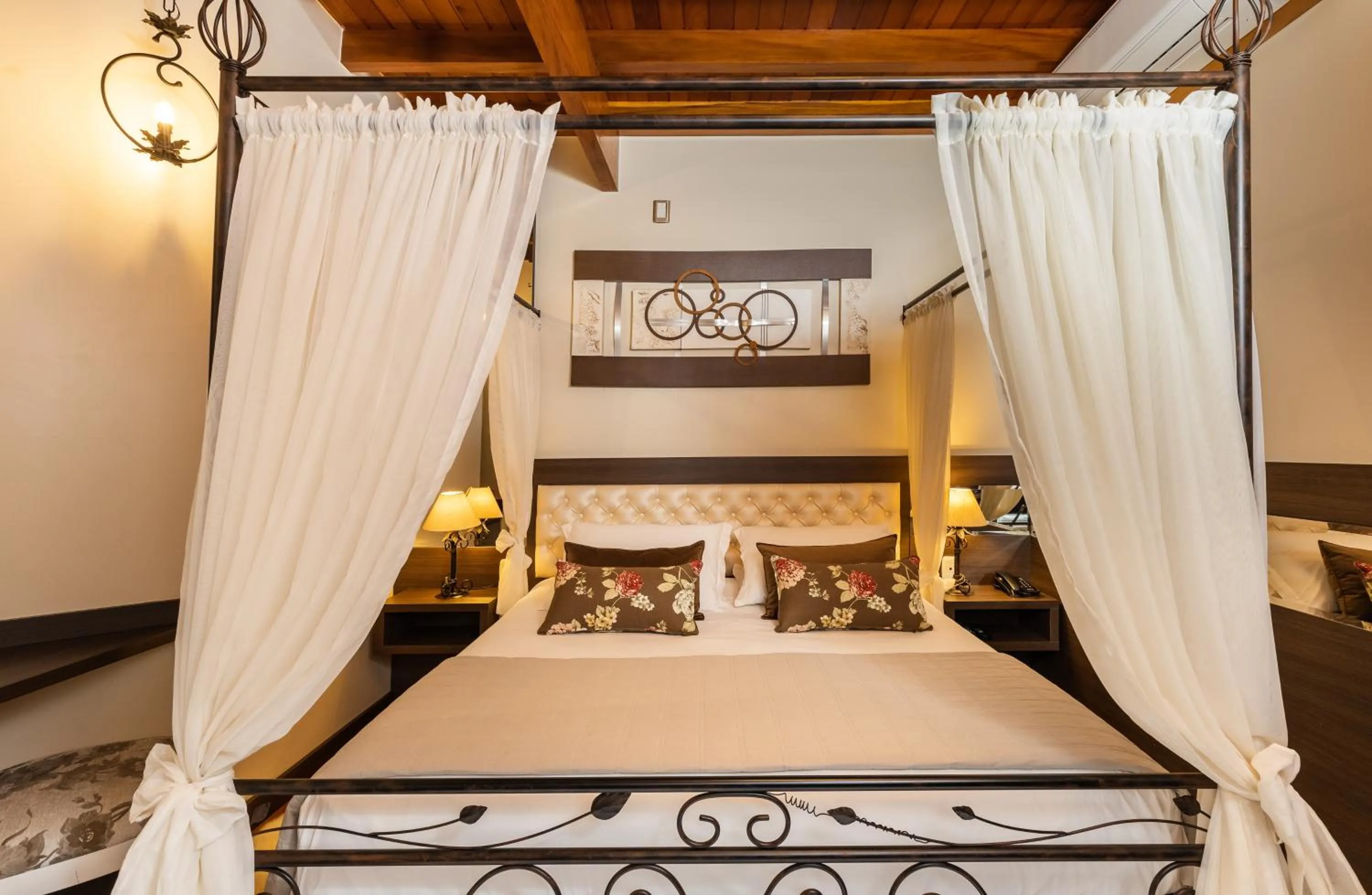 Photo of the whole room, Bed in Hotel Vivenda dos Sonhos