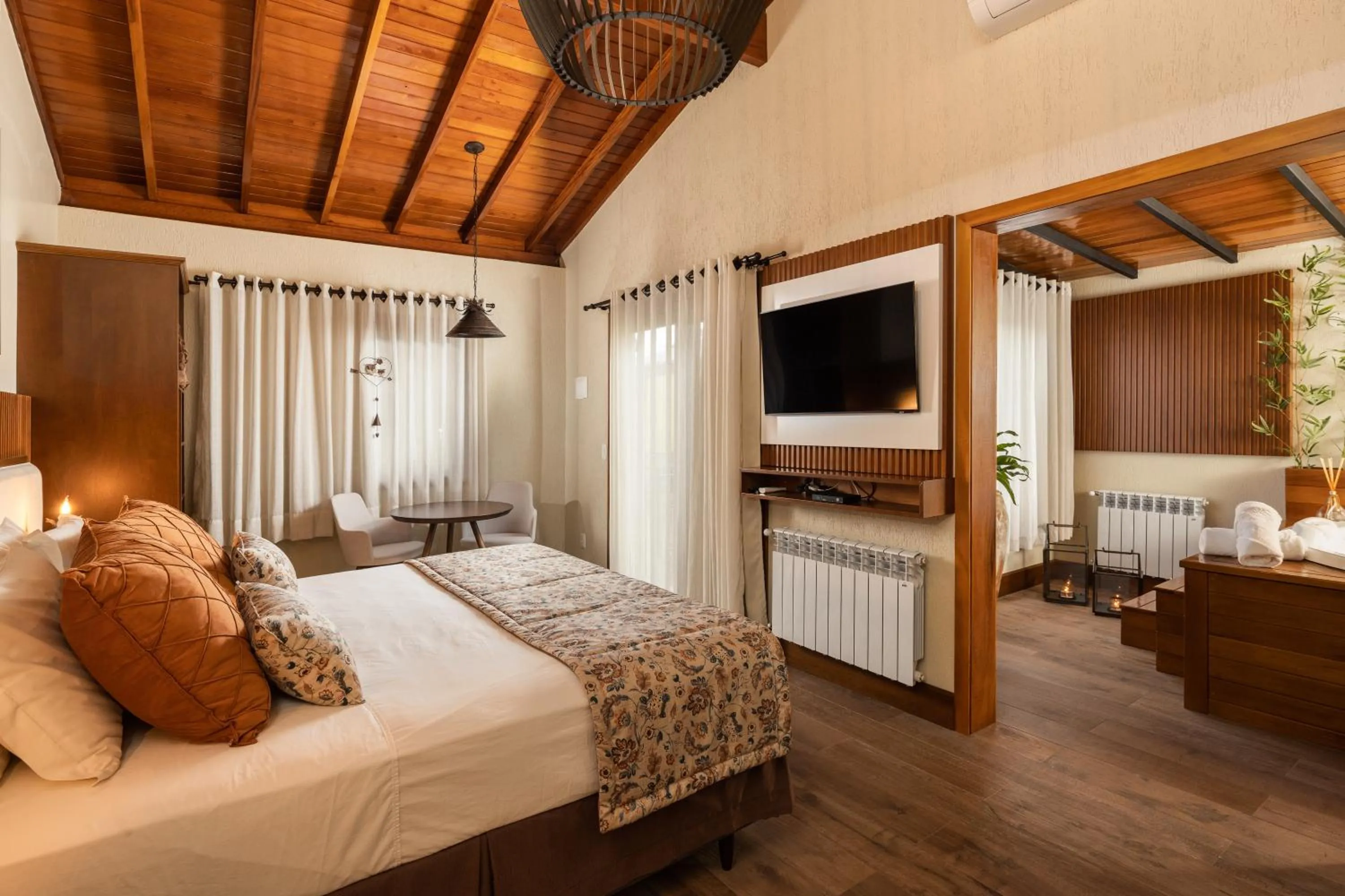 Photo of the whole room, Bed in Hotel Vivenda dos Sonhos