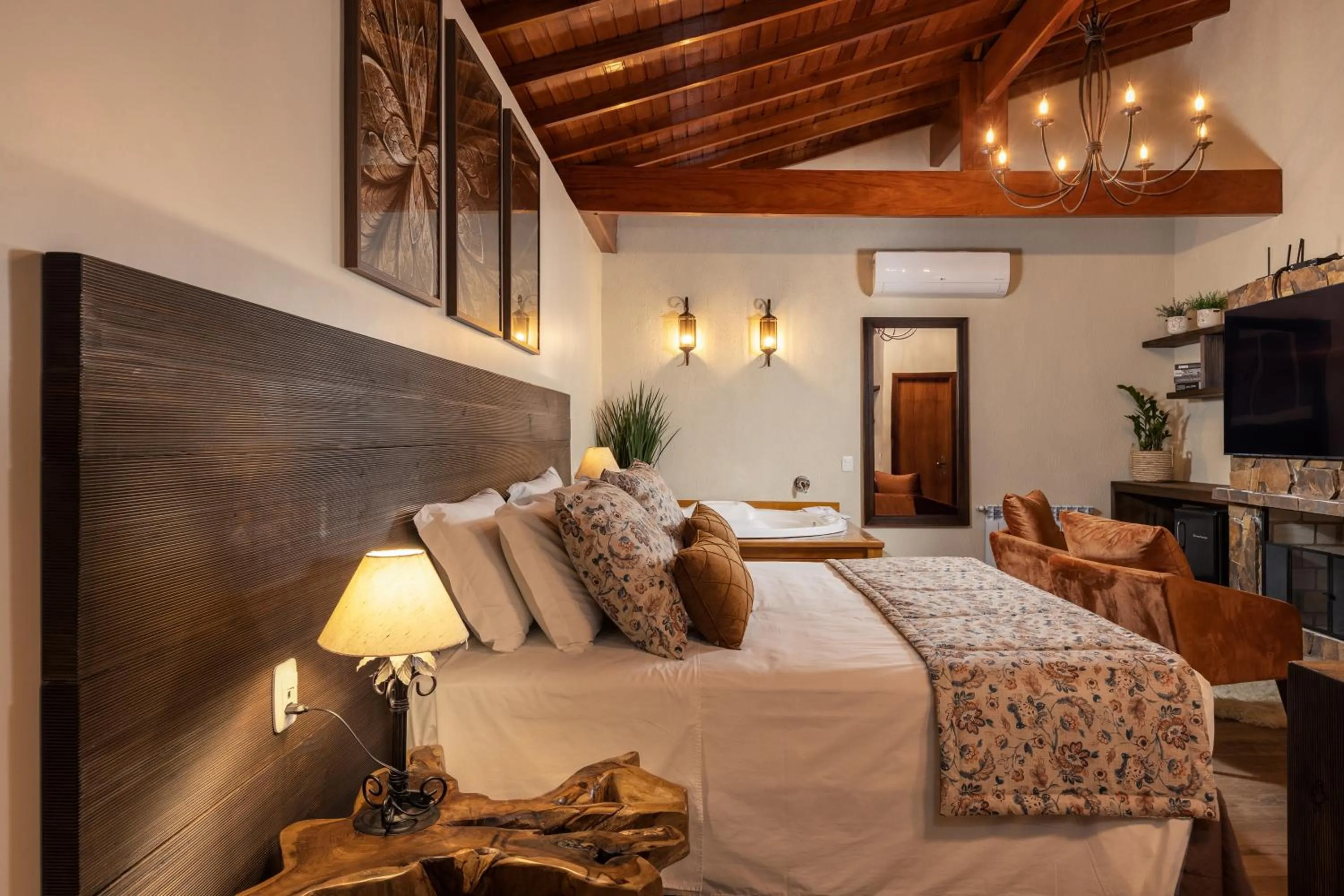 Photo of the whole room, Bed in Hotel Vivenda dos Sonhos