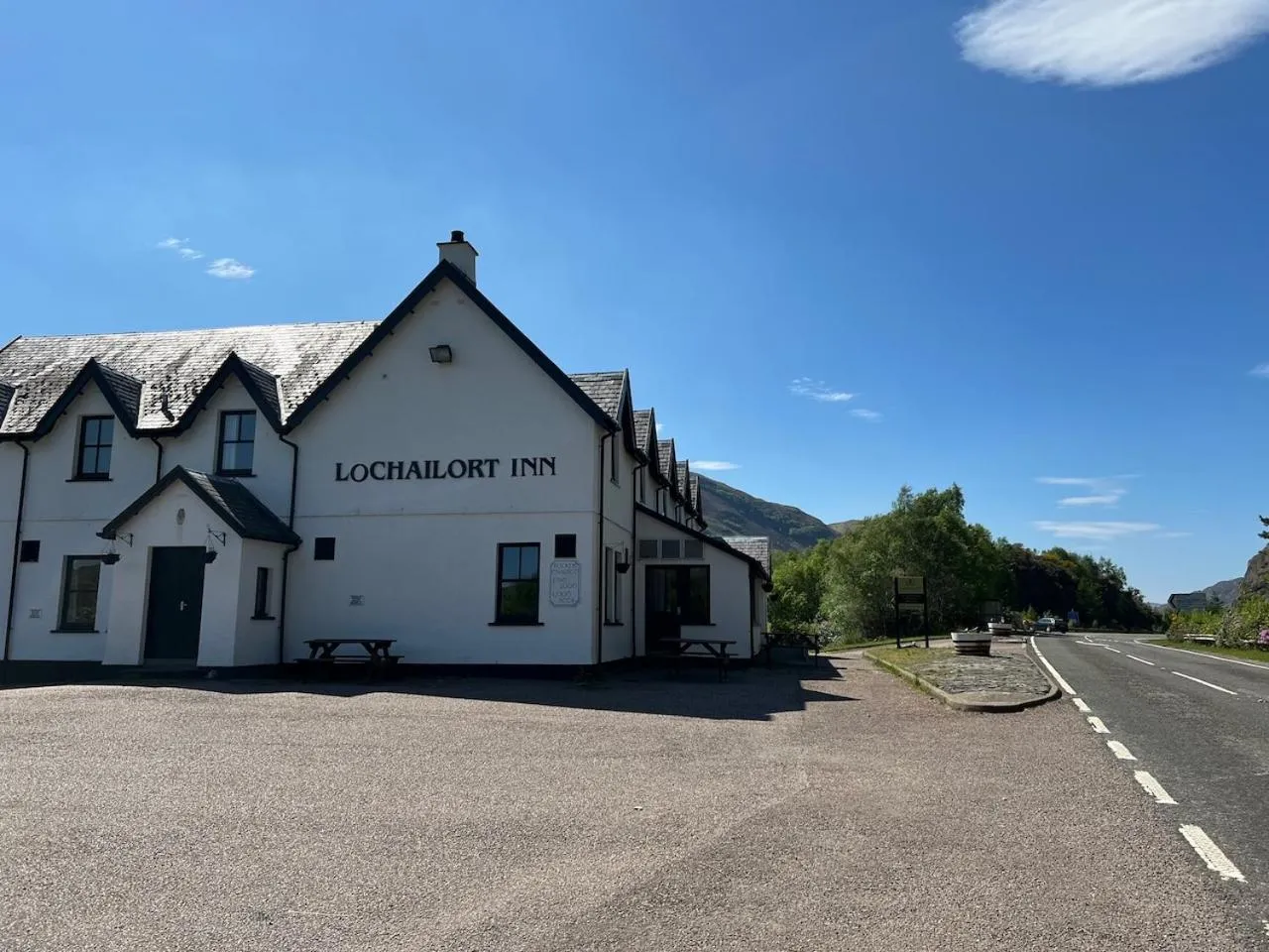 Lochailort Inn