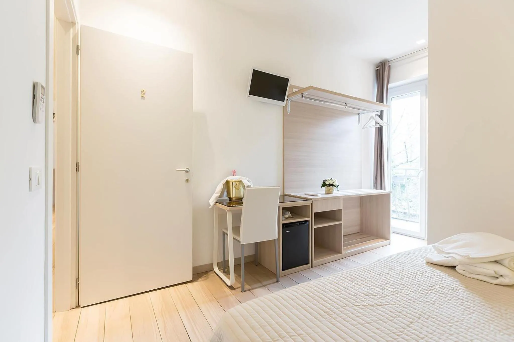 Bed in Foresteria Via Italia - Rooms & Suite