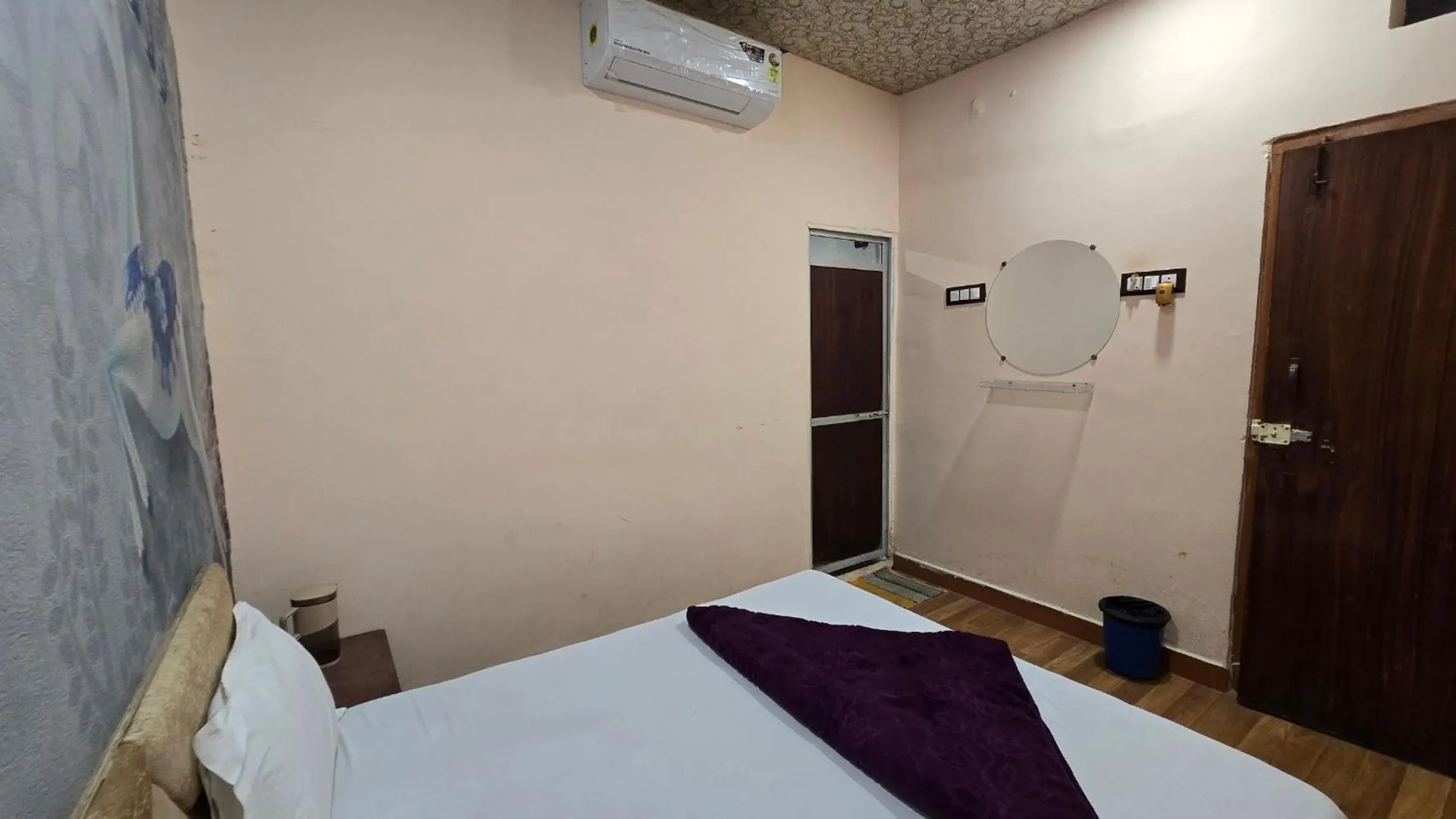 Bed in HOTEL MAHESHWARI GREEN's