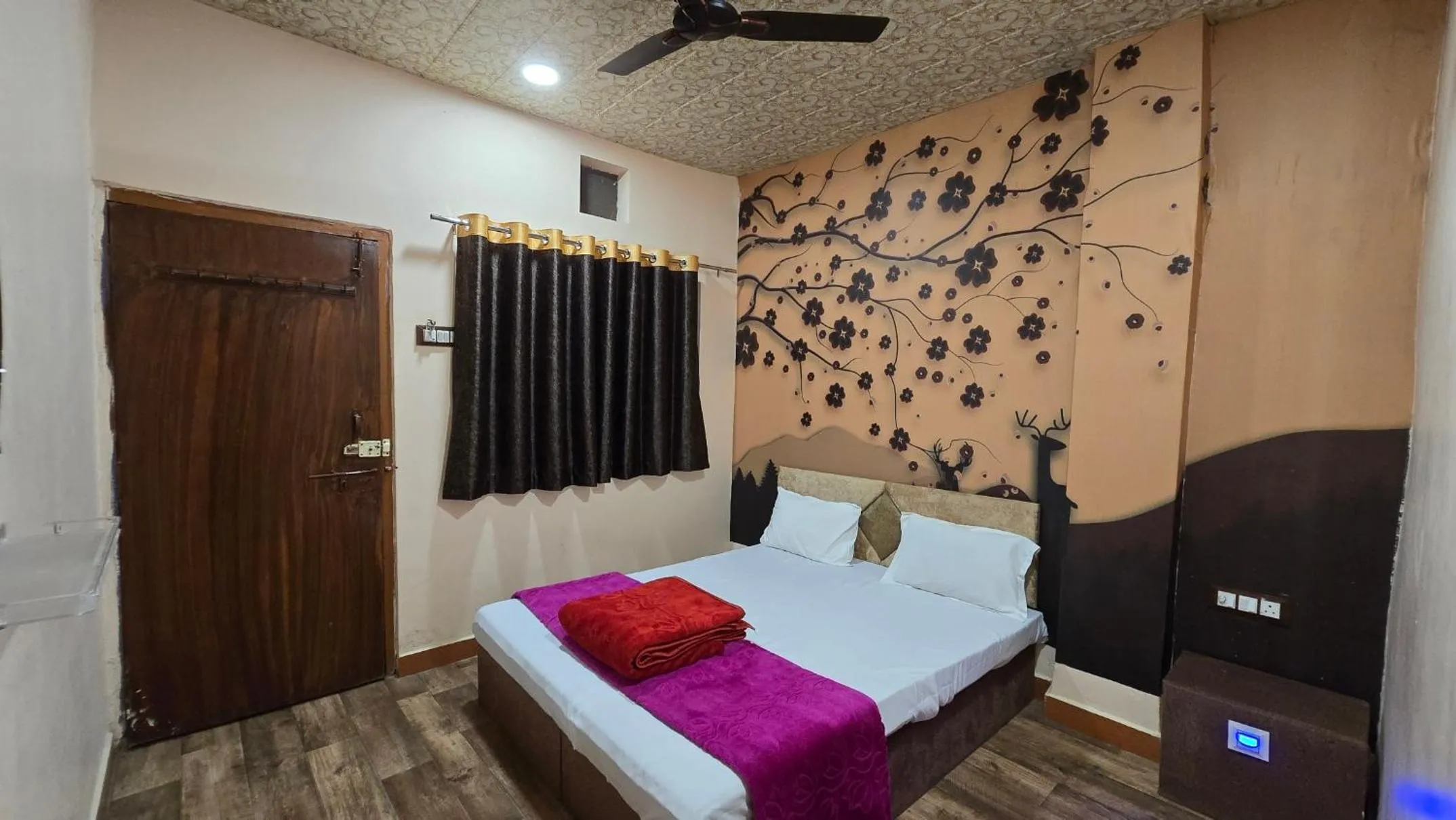 Bed in HOTEL MAHESHWARI GREEN's