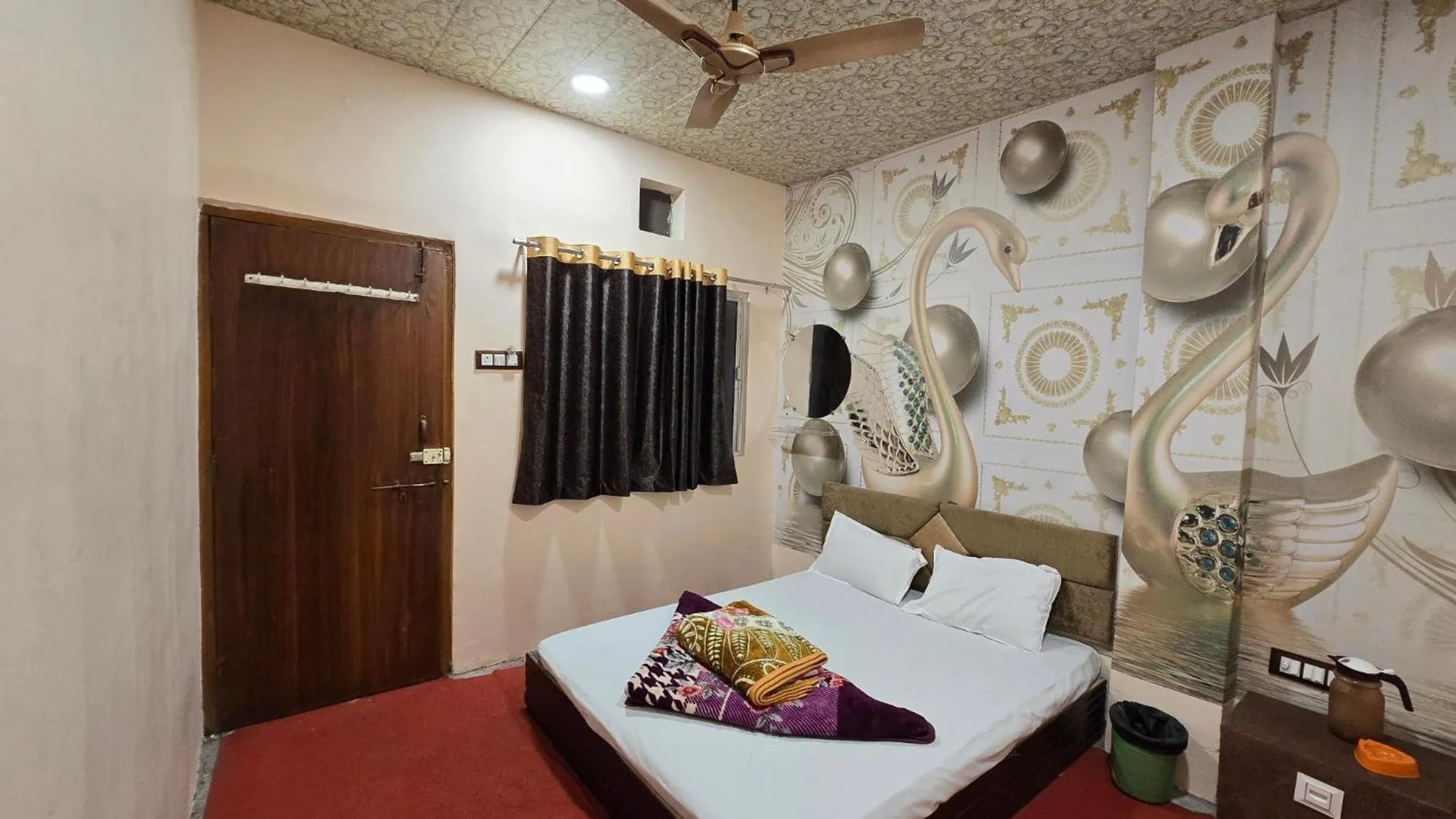 Bed in HOTEL MAHESHWARI GREEN's