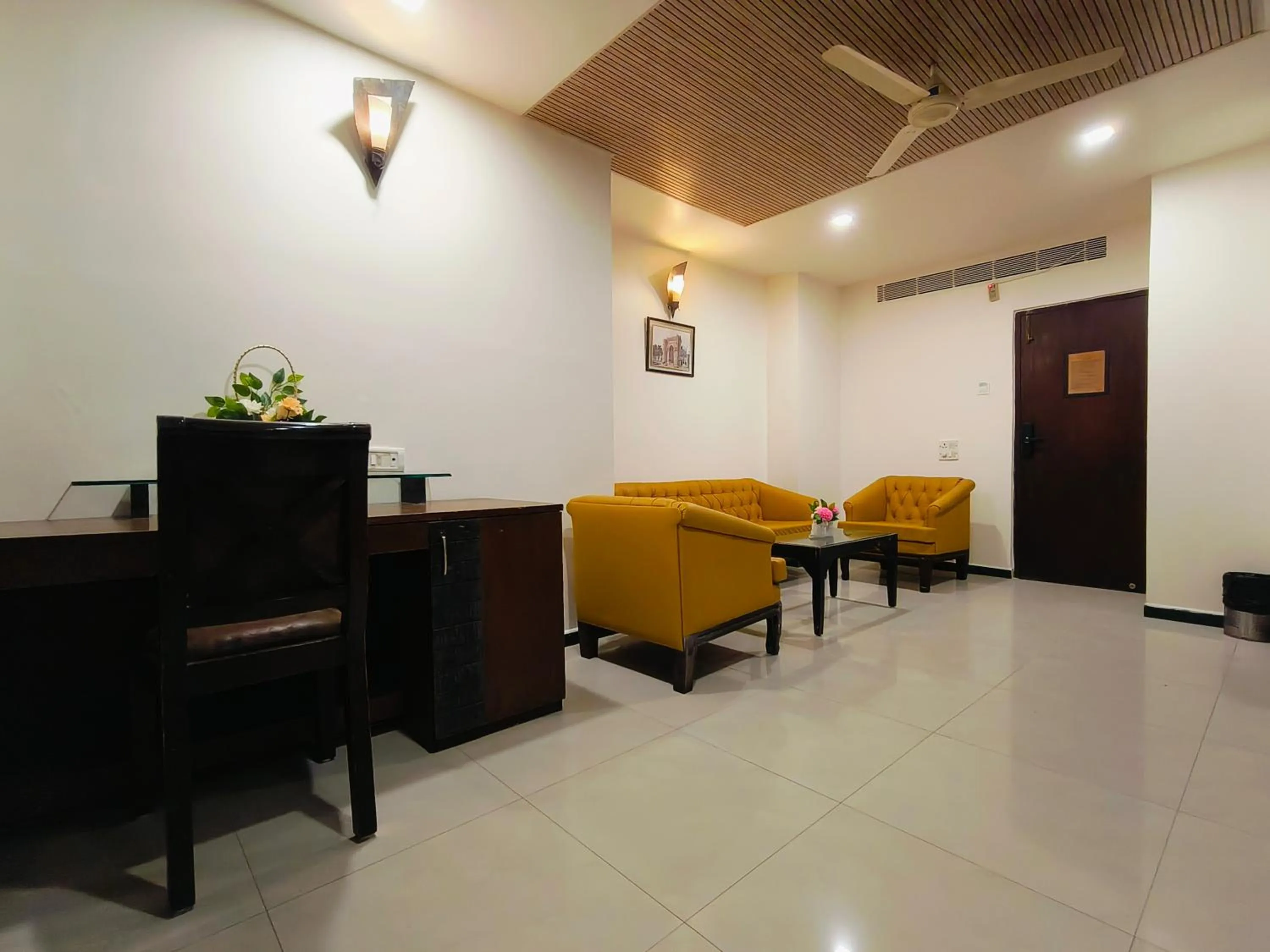 Seating area in Hotel Heritage 2001, Nagpur