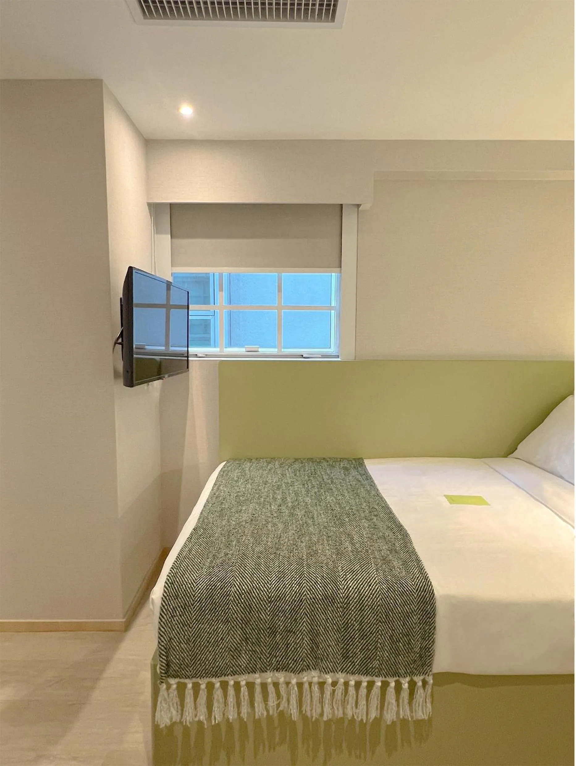Bed in Urbanwood Hung Hom