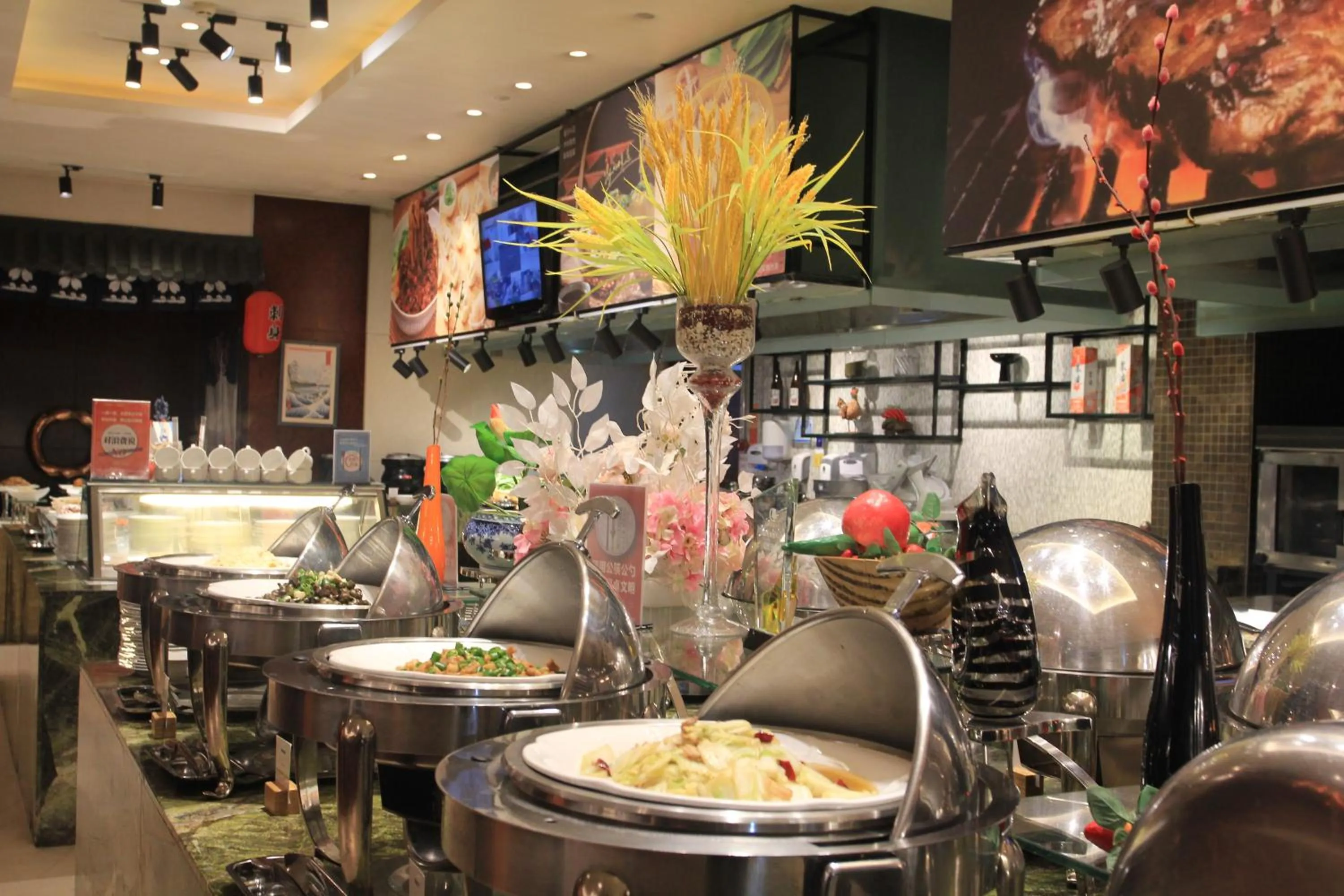 Breakfast in DoubleTree by Hilton Qinghai - Golmud