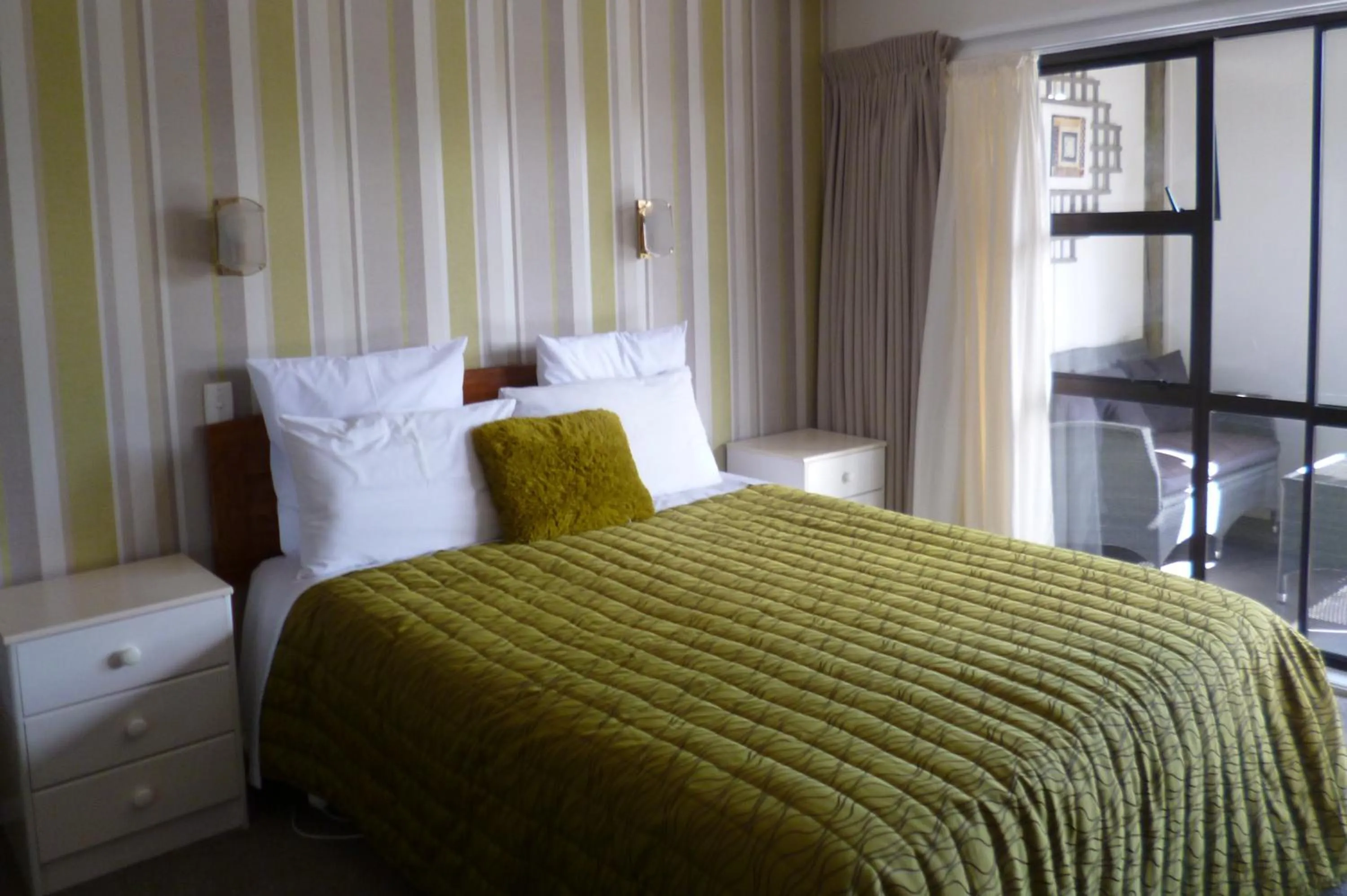 Bedroom, Bed in Opua Boutique Seaview Motel