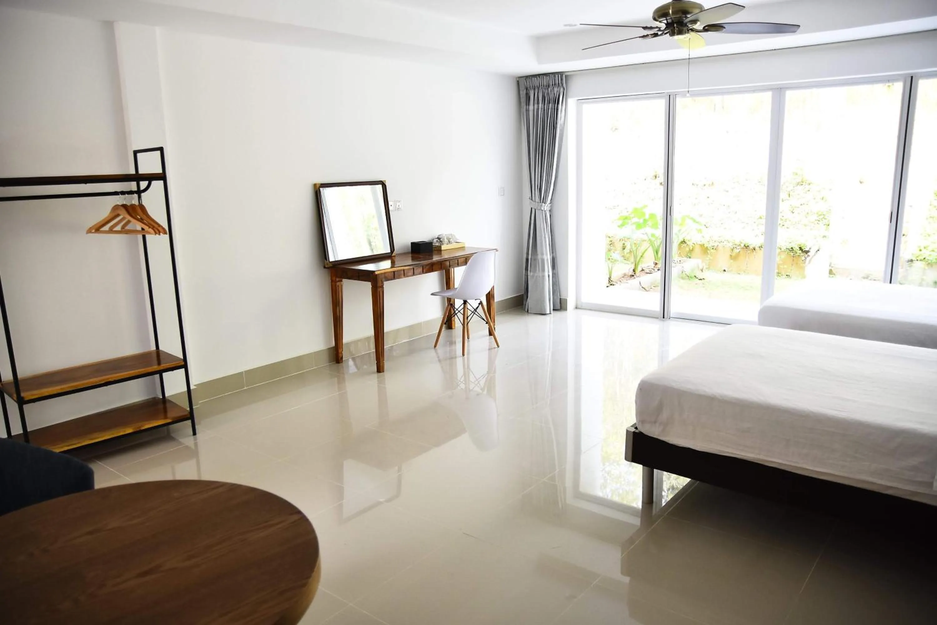 Bedroom, Bed in vKirirom Pine Resort