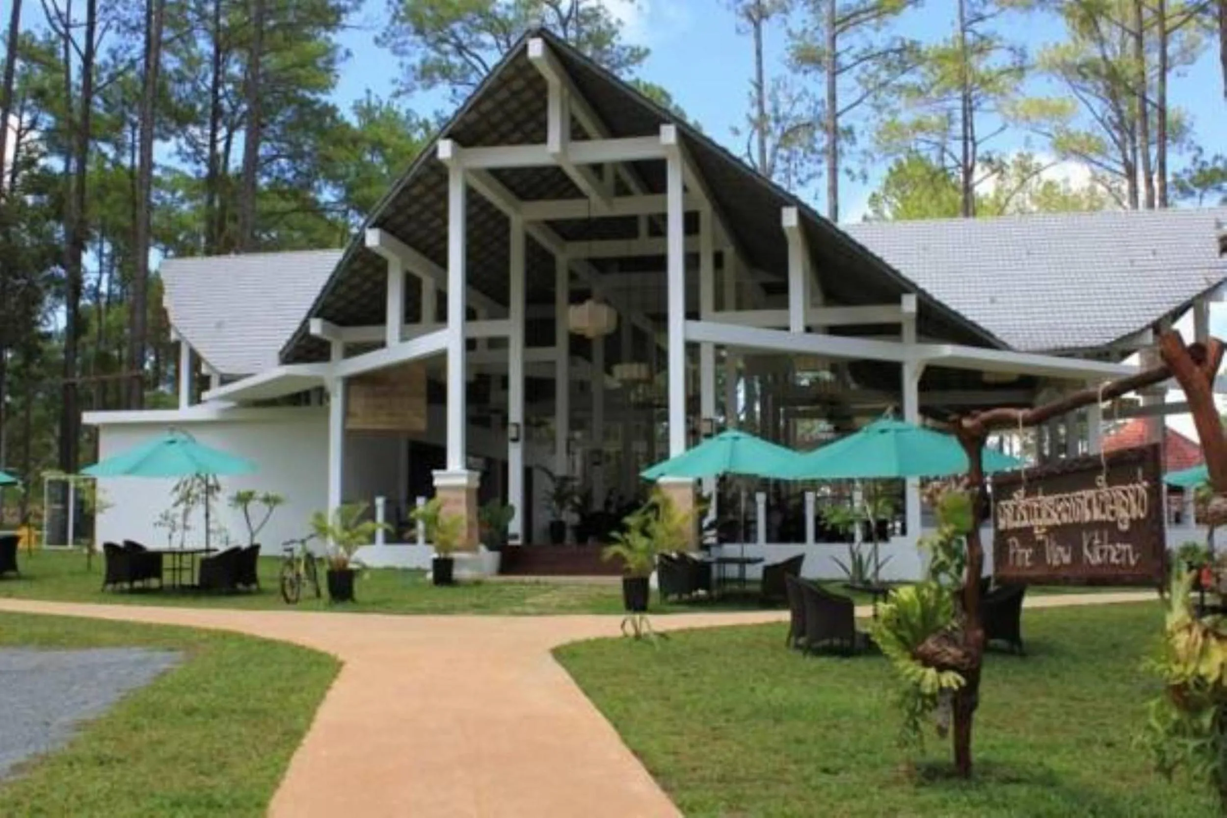 Facade/entrance in vKirirom Pine Resort