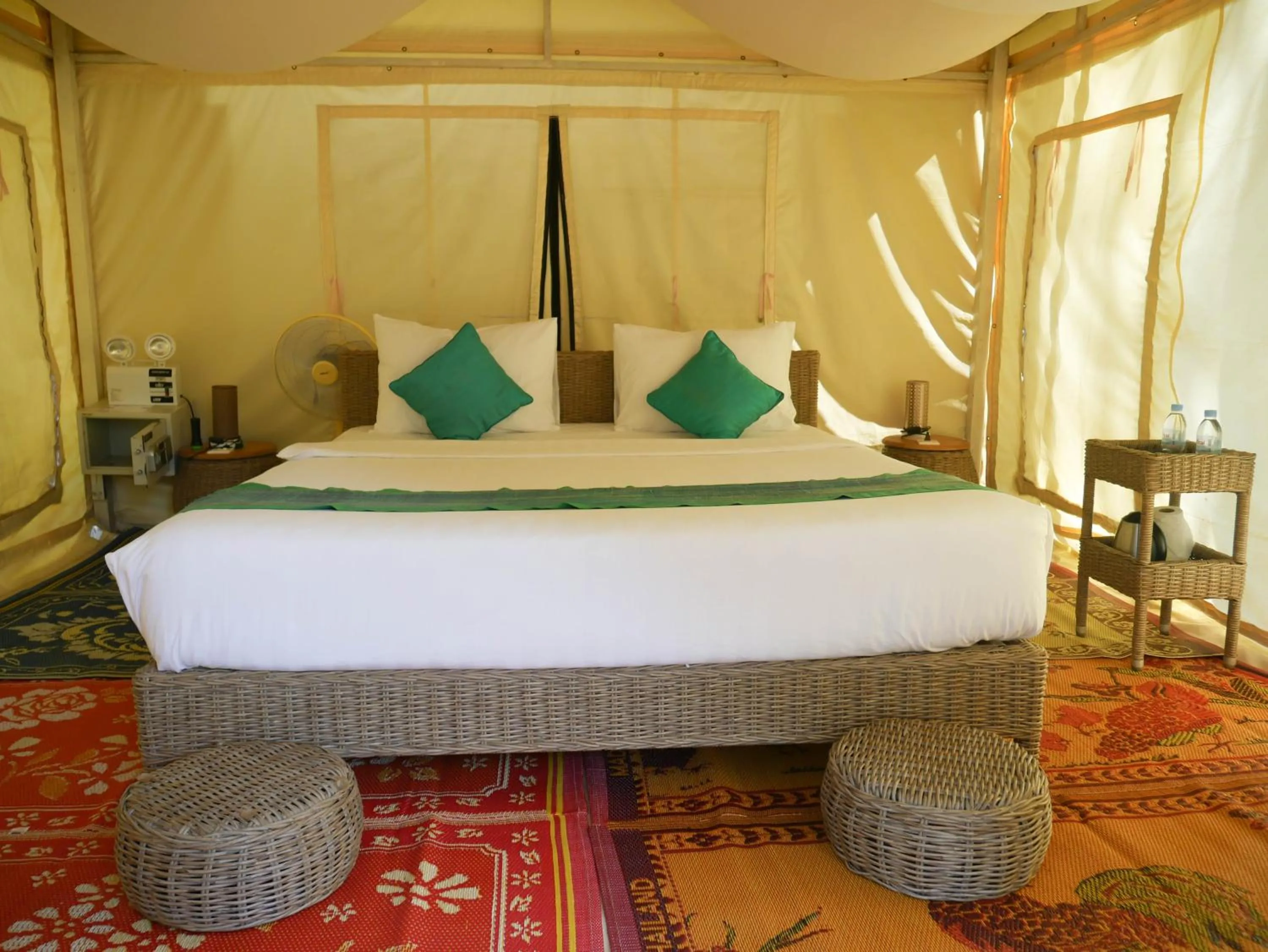 Bedroom, Bed in vKirirom Pine Resort