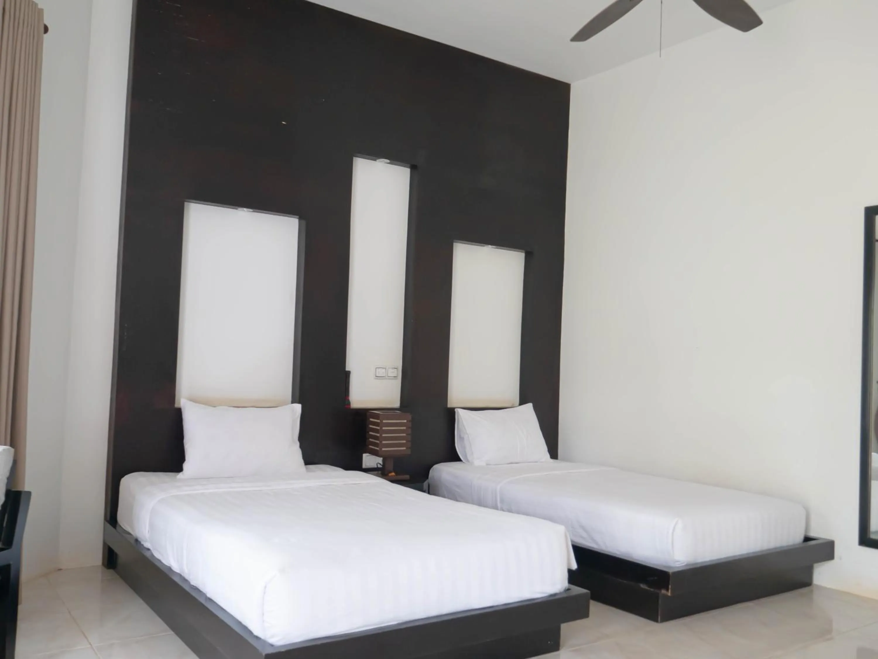 Bedroom, Bed in vKirirom Pine Resort