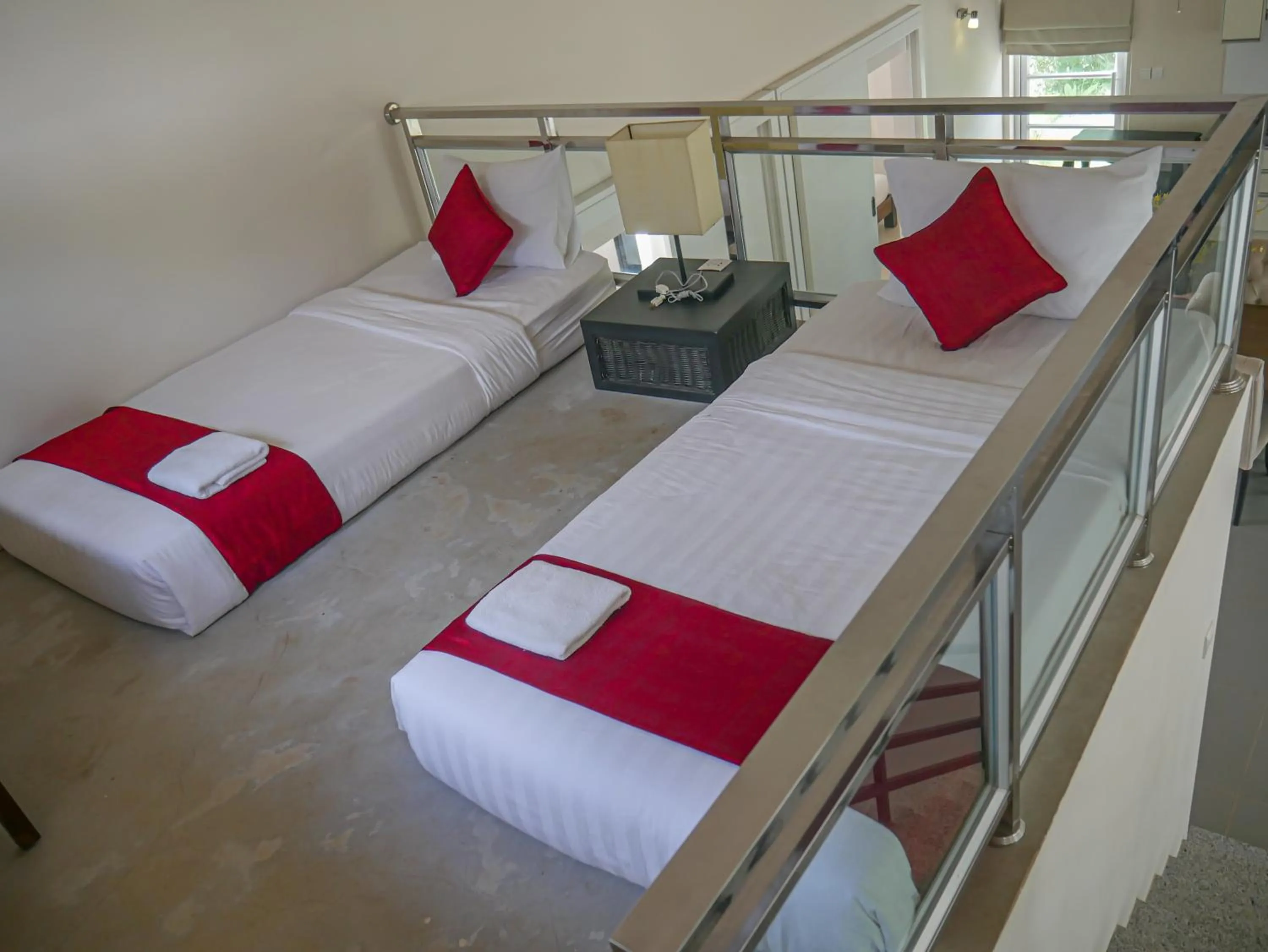 Bedroom, Bed in vKirirom Pine Resort