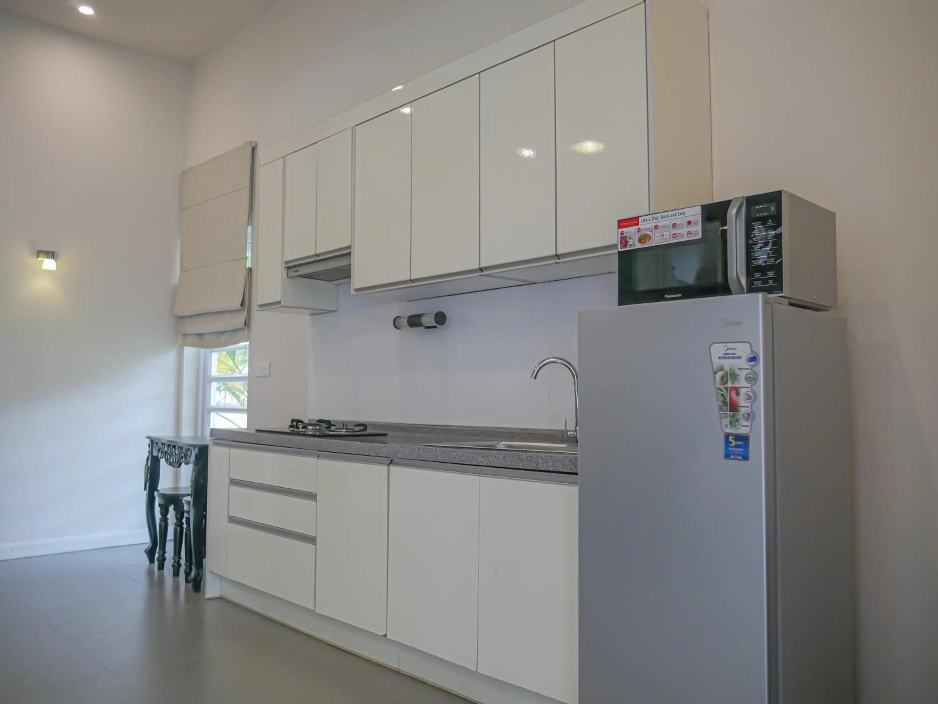 Kitchen or kitchenette in vKirirom Pine Resort