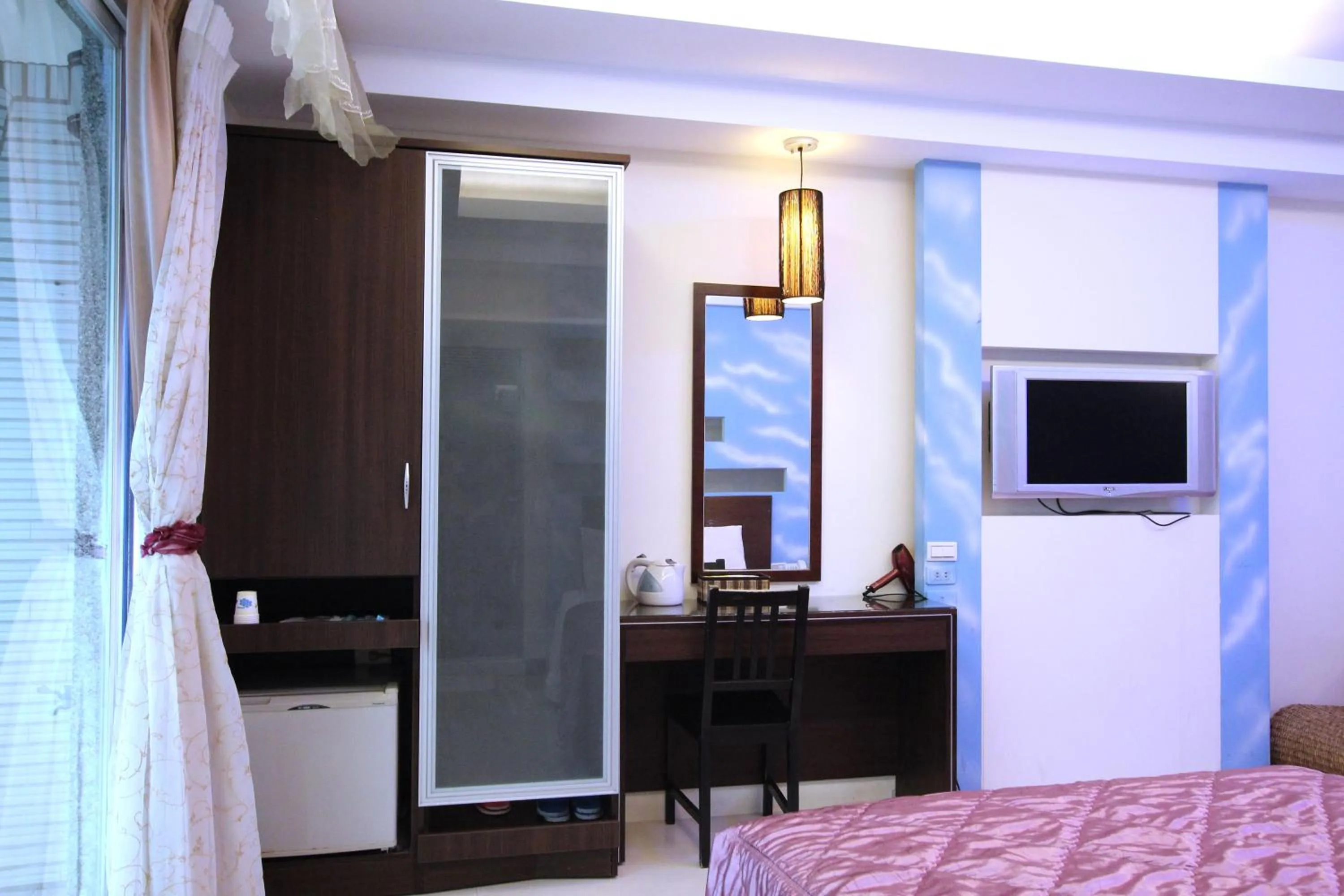 TV and multimedia, Bed in Lang Qin Hai Inn