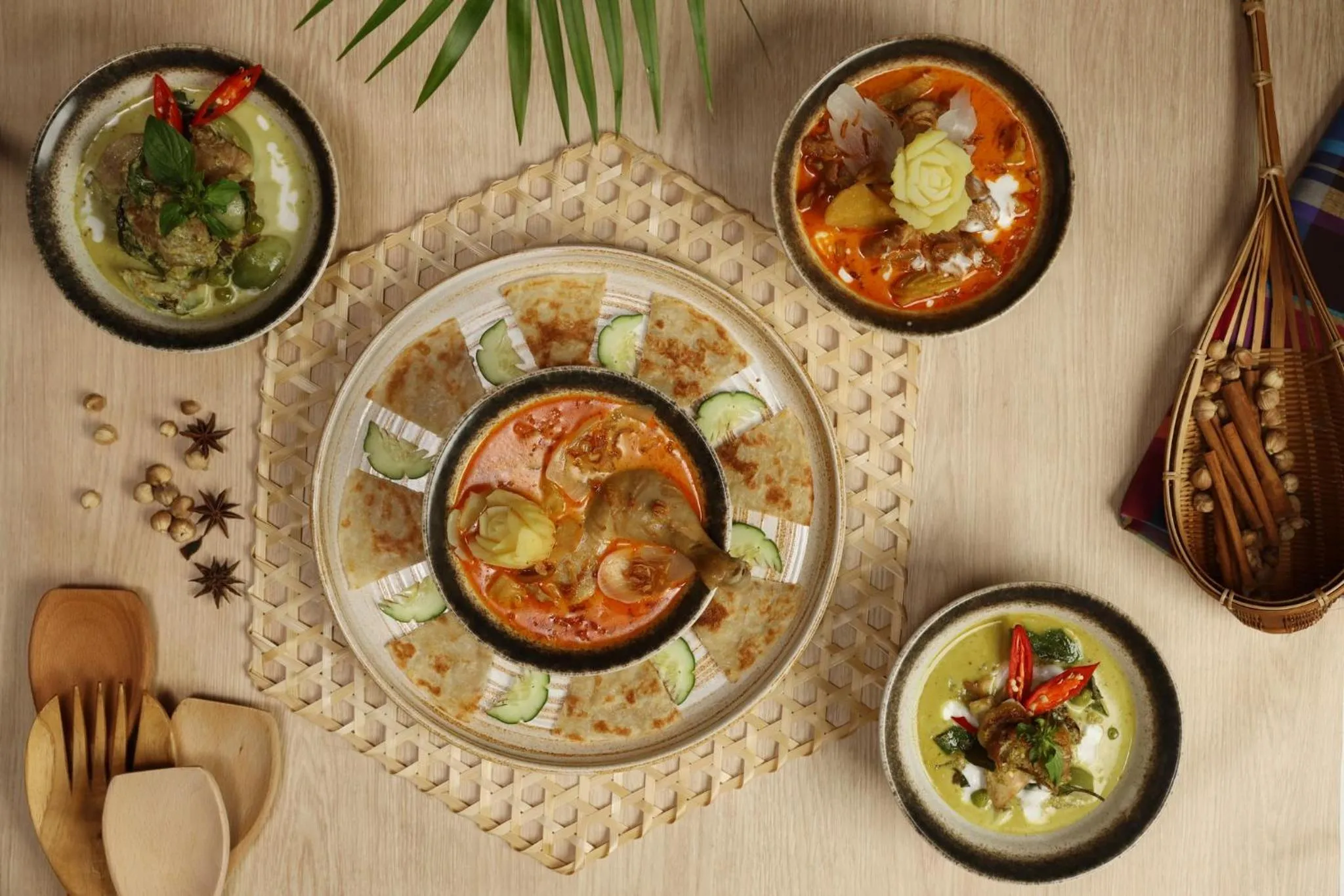 Food and drinks in WE HOTEL RIVERFRONT