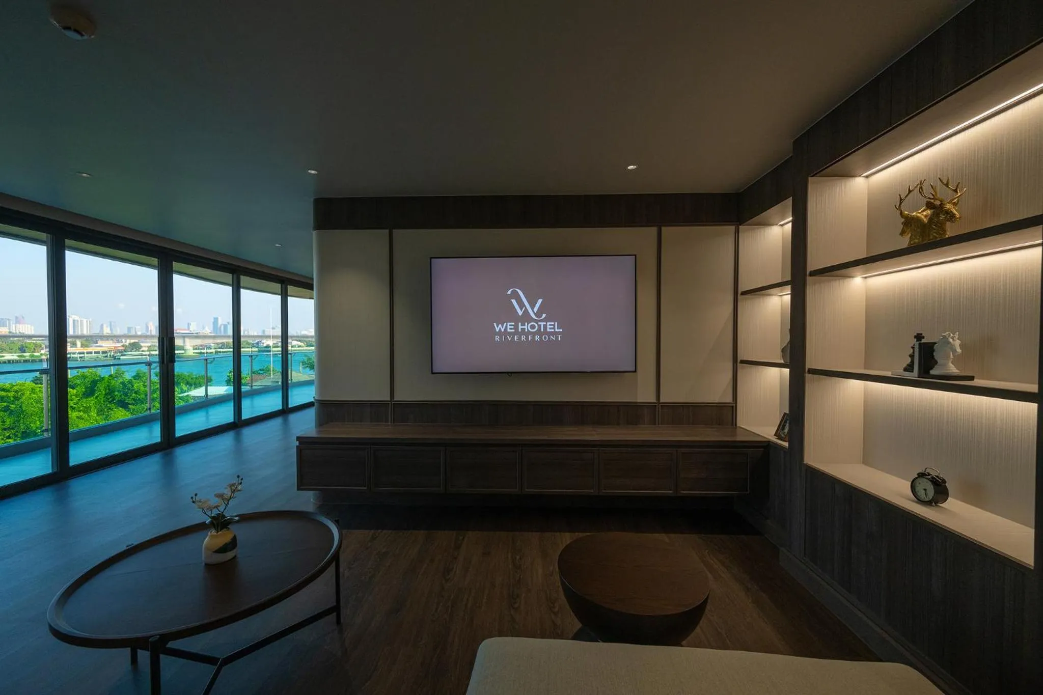 Living room in WE HOTEL RIVERFRONT