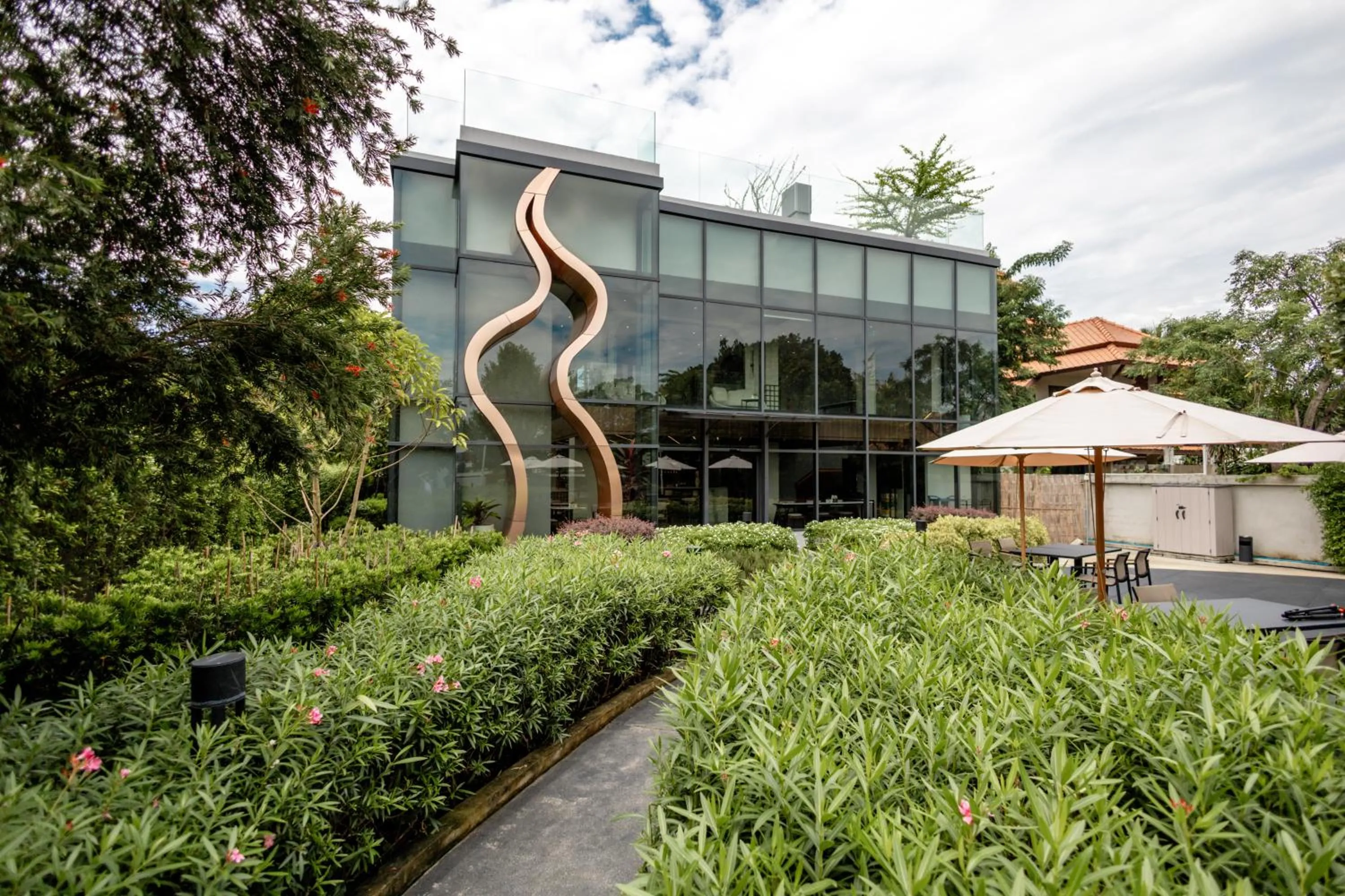 Garden in WE HOTEL RIVERFRONT