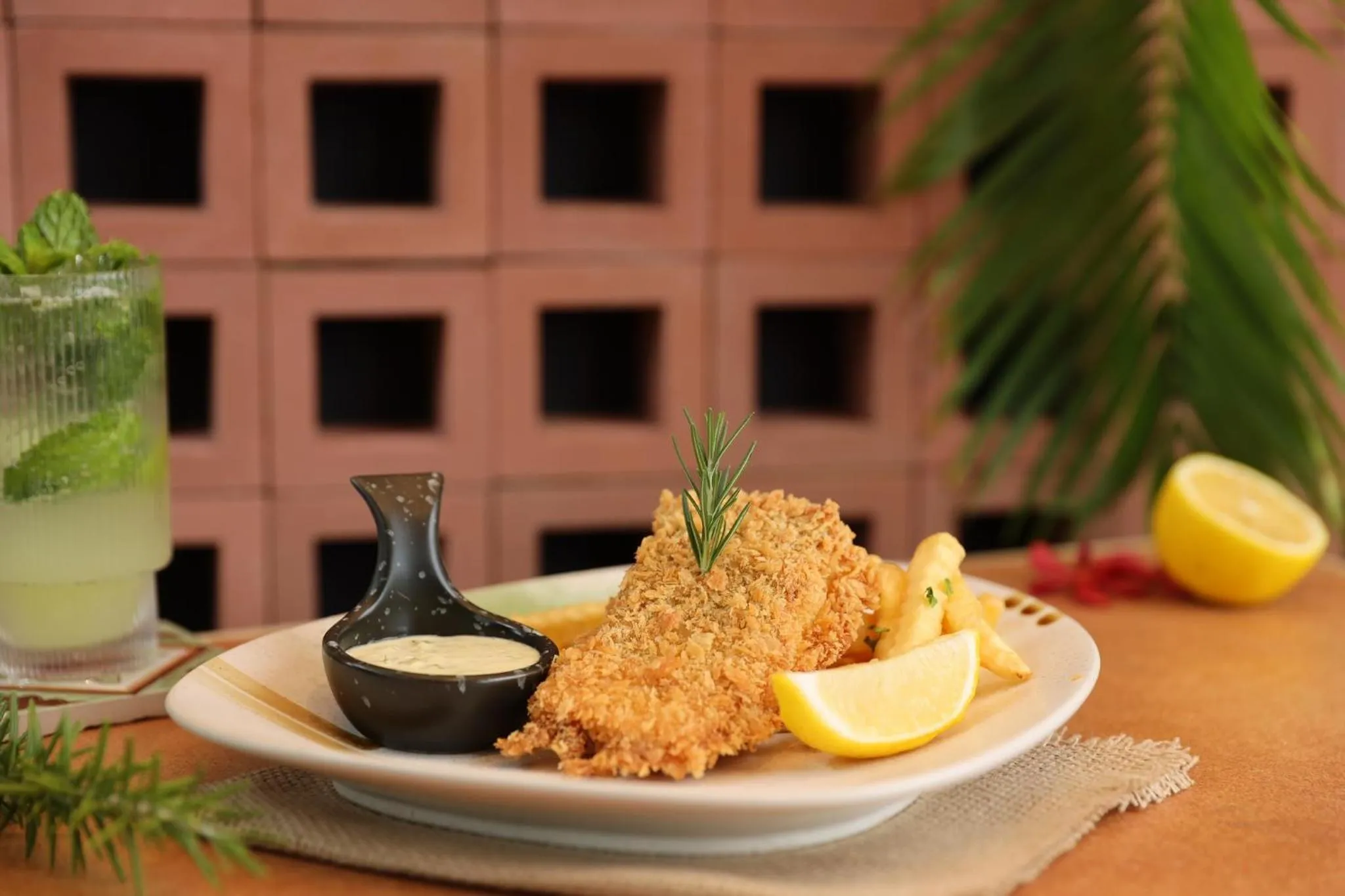 Food and drinks in WE HOTEL RIVERFRONT