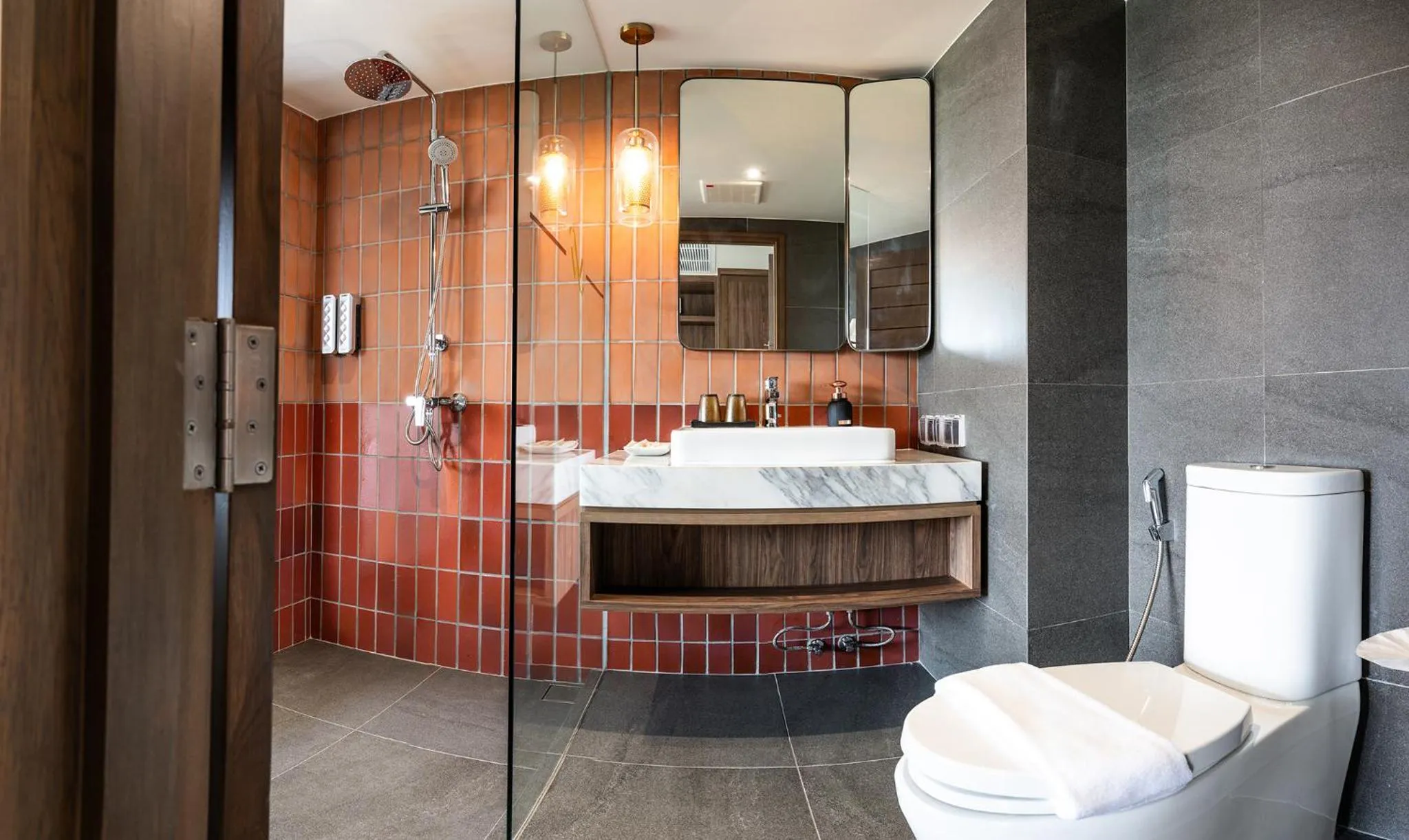 Toilet in WE HOTEL RIVERFRONT