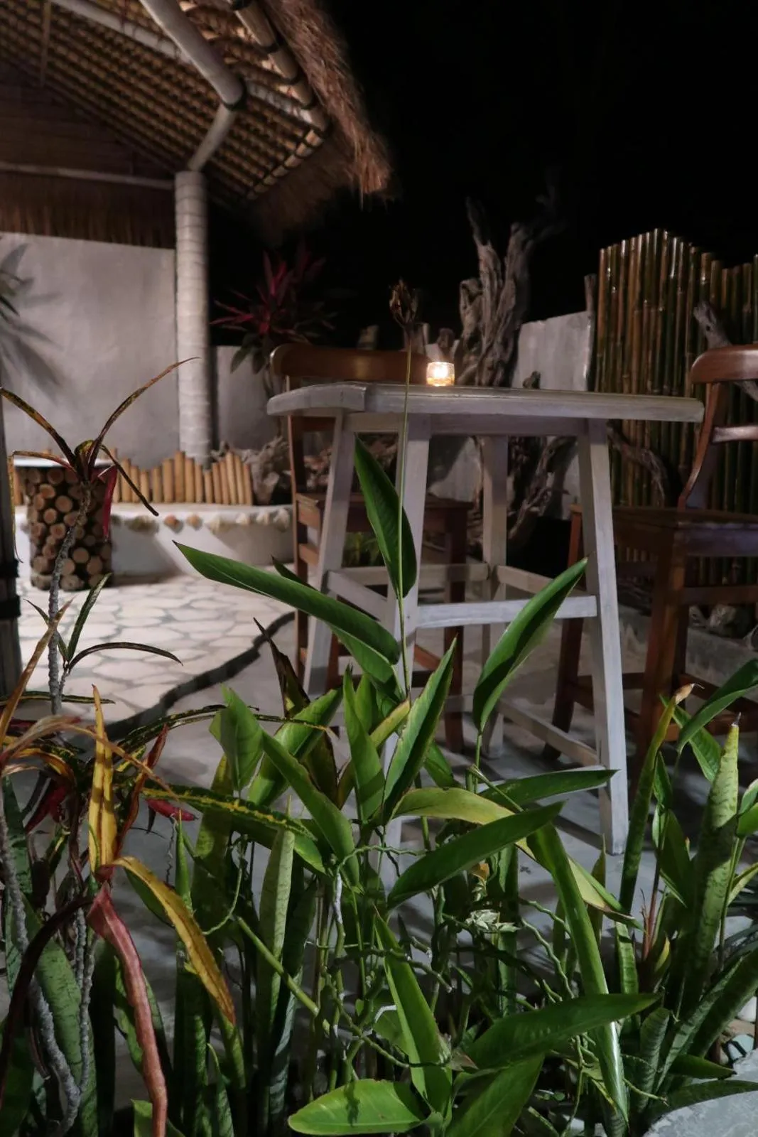 Restaurant/places to eat in Breve Azurine Lagoon Resort