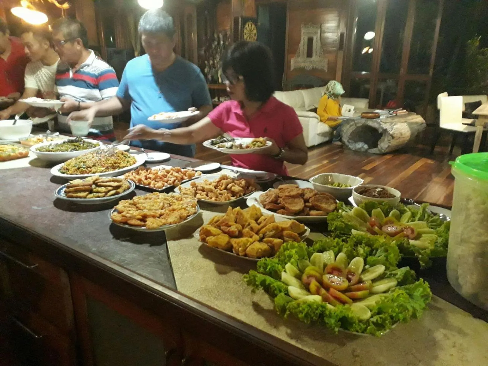 Restaurant/places to eat in Breve Azurine Lagoon Resort