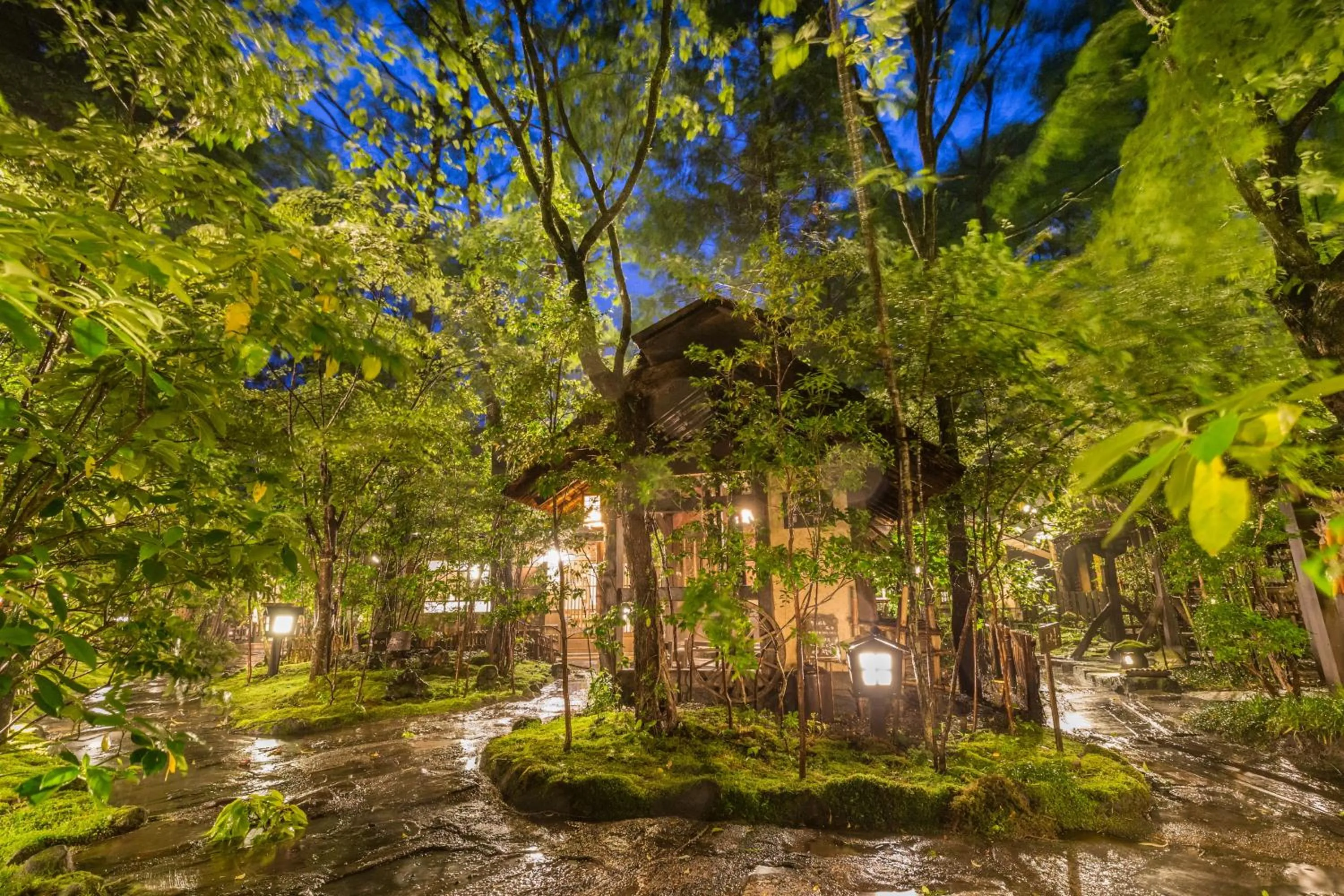 Night in Kurokawa Onsen Oyado Noshiyu