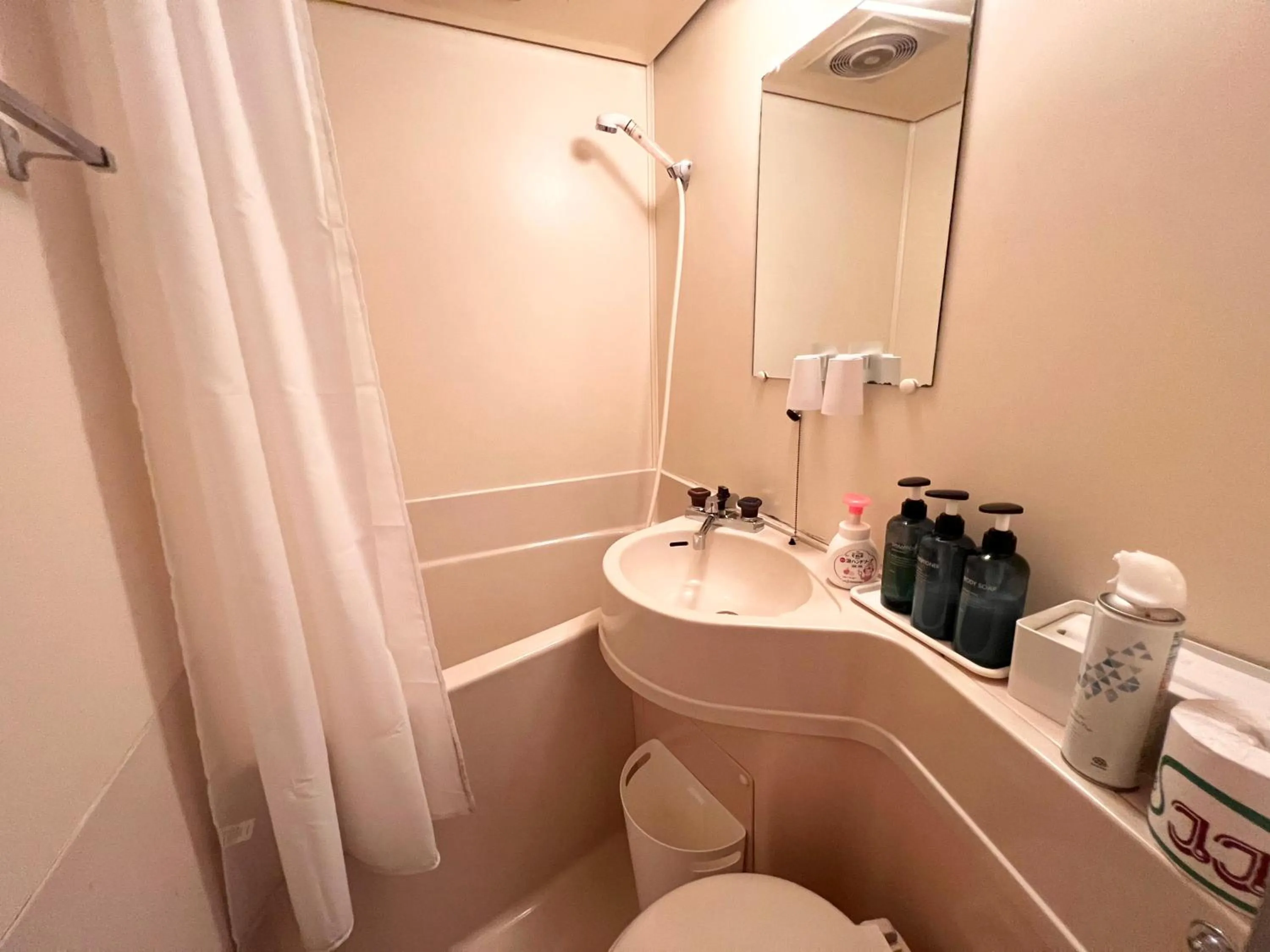 Shower in ALBERGO del otto