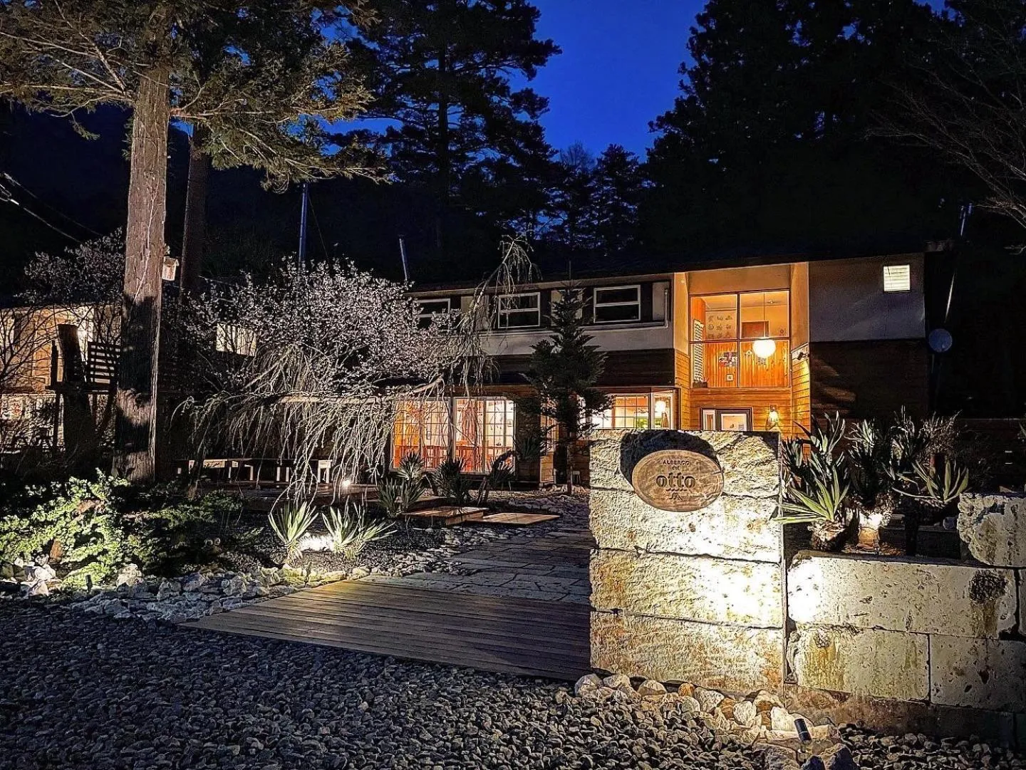 Property building in ALBERGO del otto