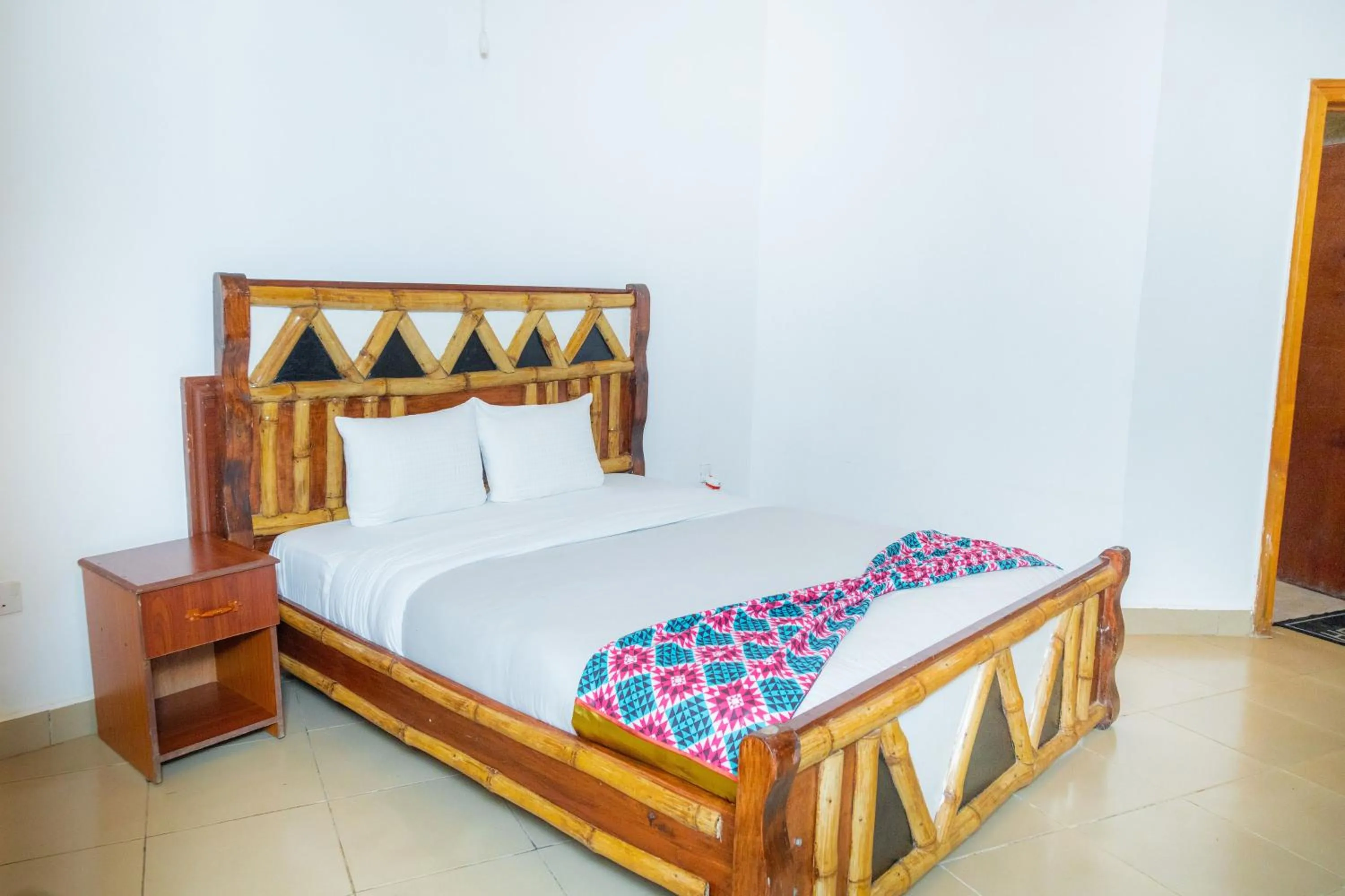Bed in Ruhondo Beach Resort