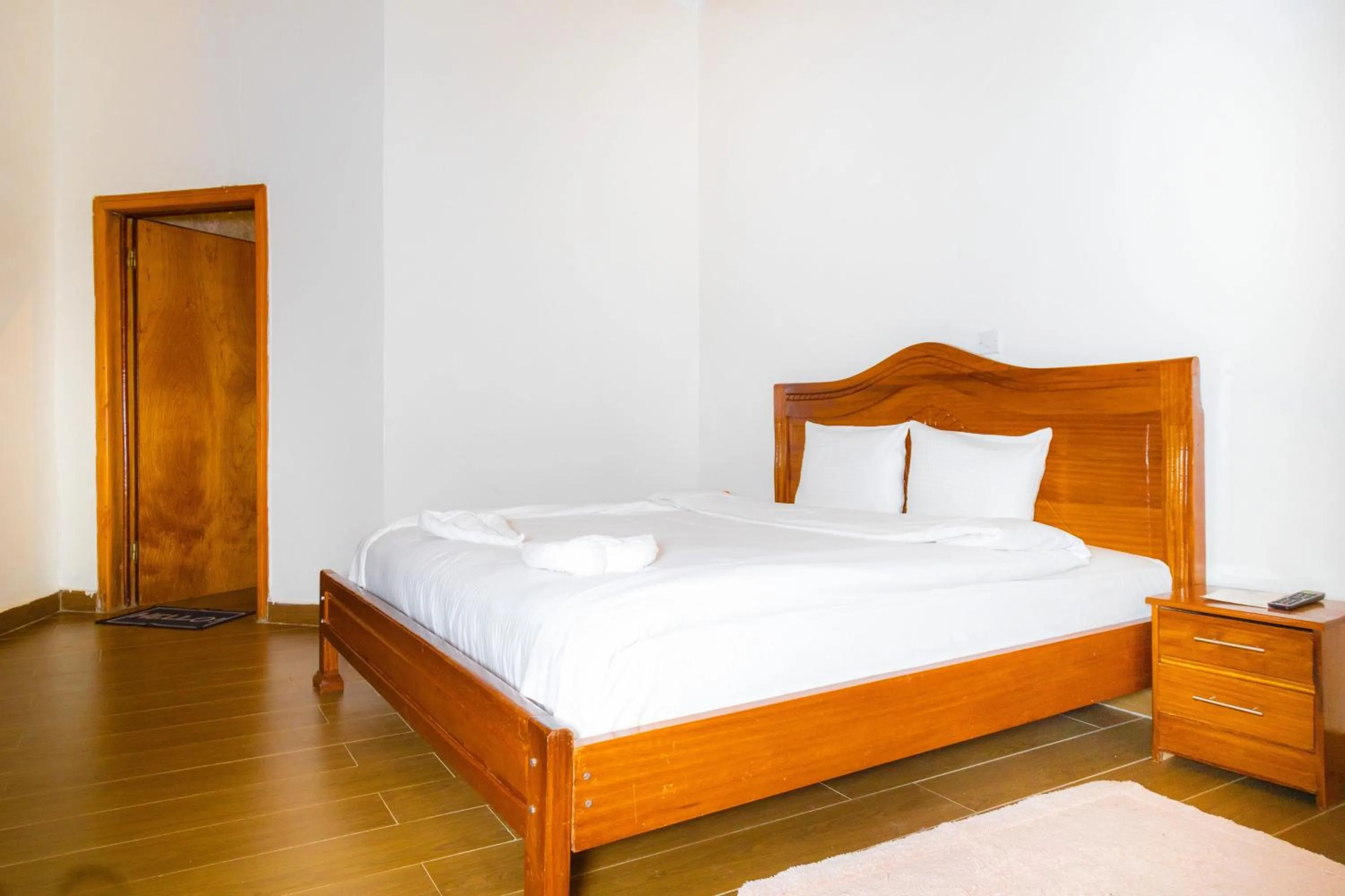 Bed in Ruhondo Beach Resort