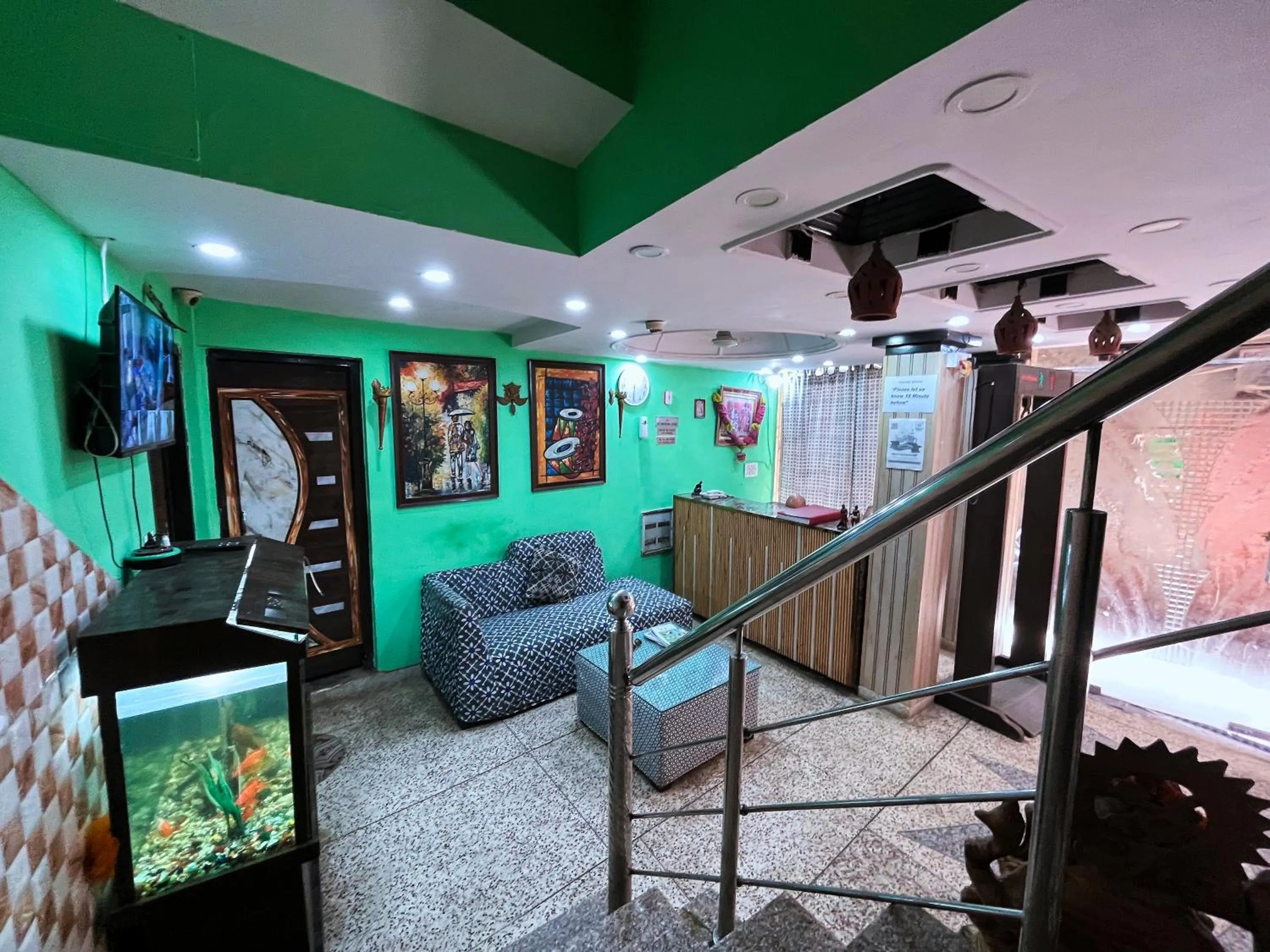 Lobby or reception in HOTEL DARPAN PALACE -New Delhi Railway Station