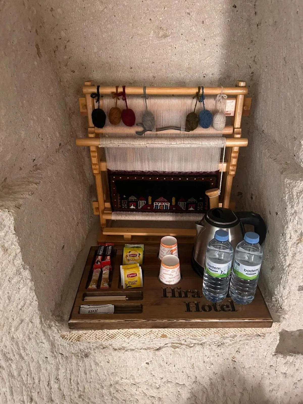 Coffee/tea facilities in Hira Cave Hotel