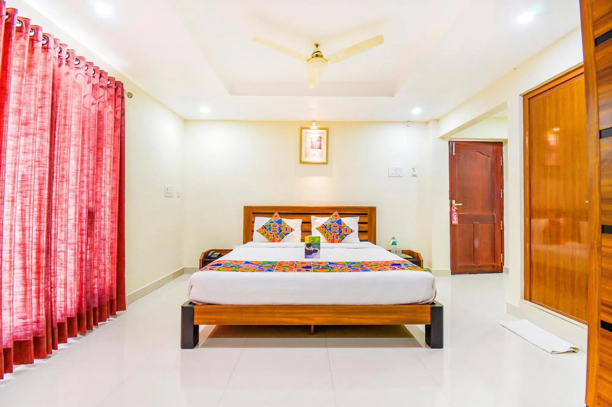 Bed in FabHotel Sri Krishna Residency - Near to Chennai International Airport