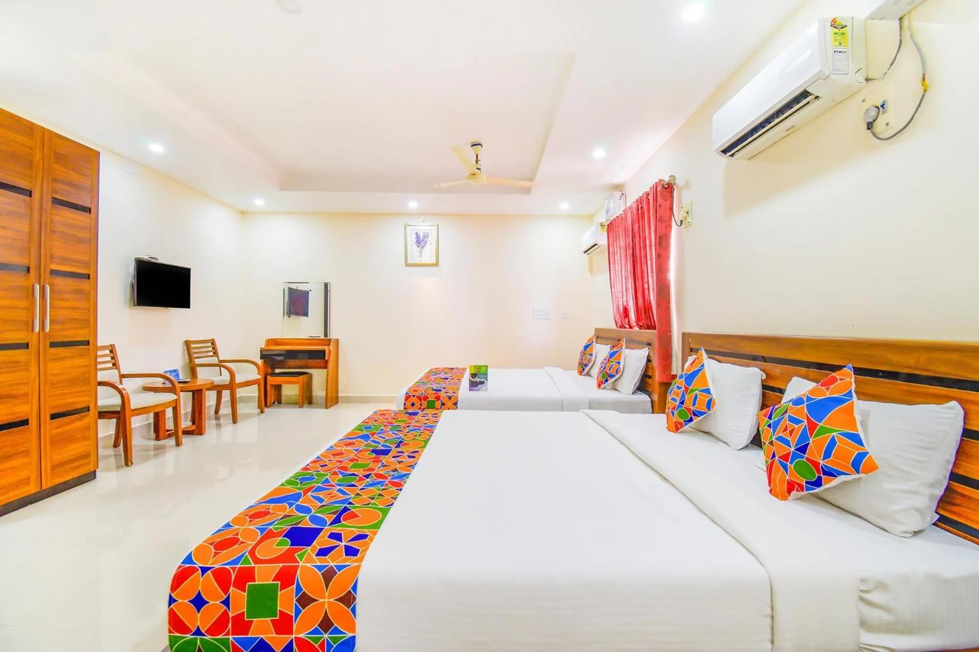 Bed in FabHotel Sri Krishna Residency - Near to Chennai International Airport