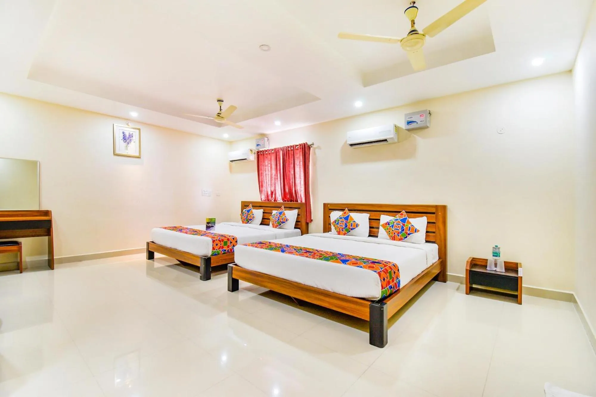 Bed in FabHotel Sri Krishna Residency - Near to Chennai International Airport
