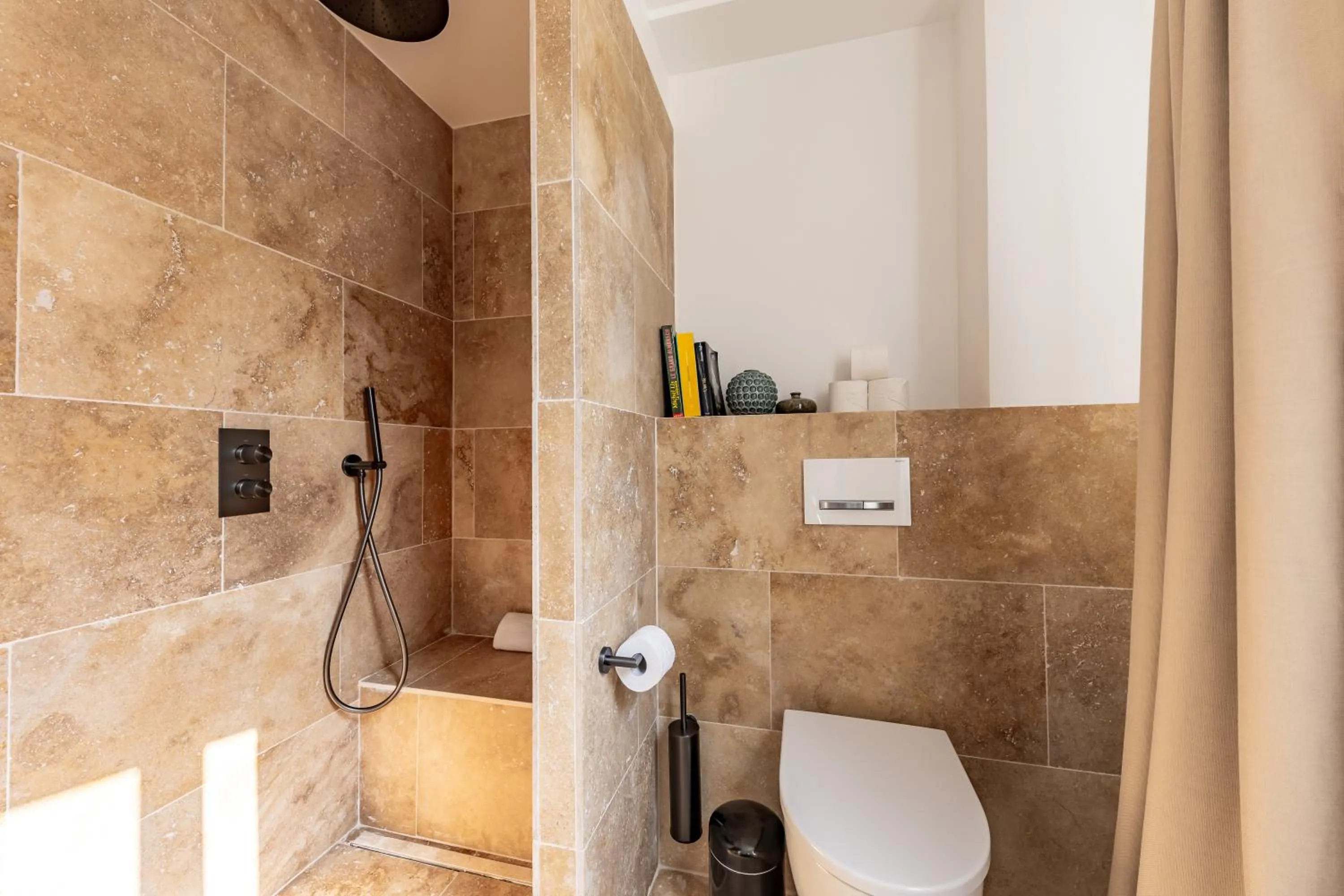 Bathroom in Quartier Libre Marais