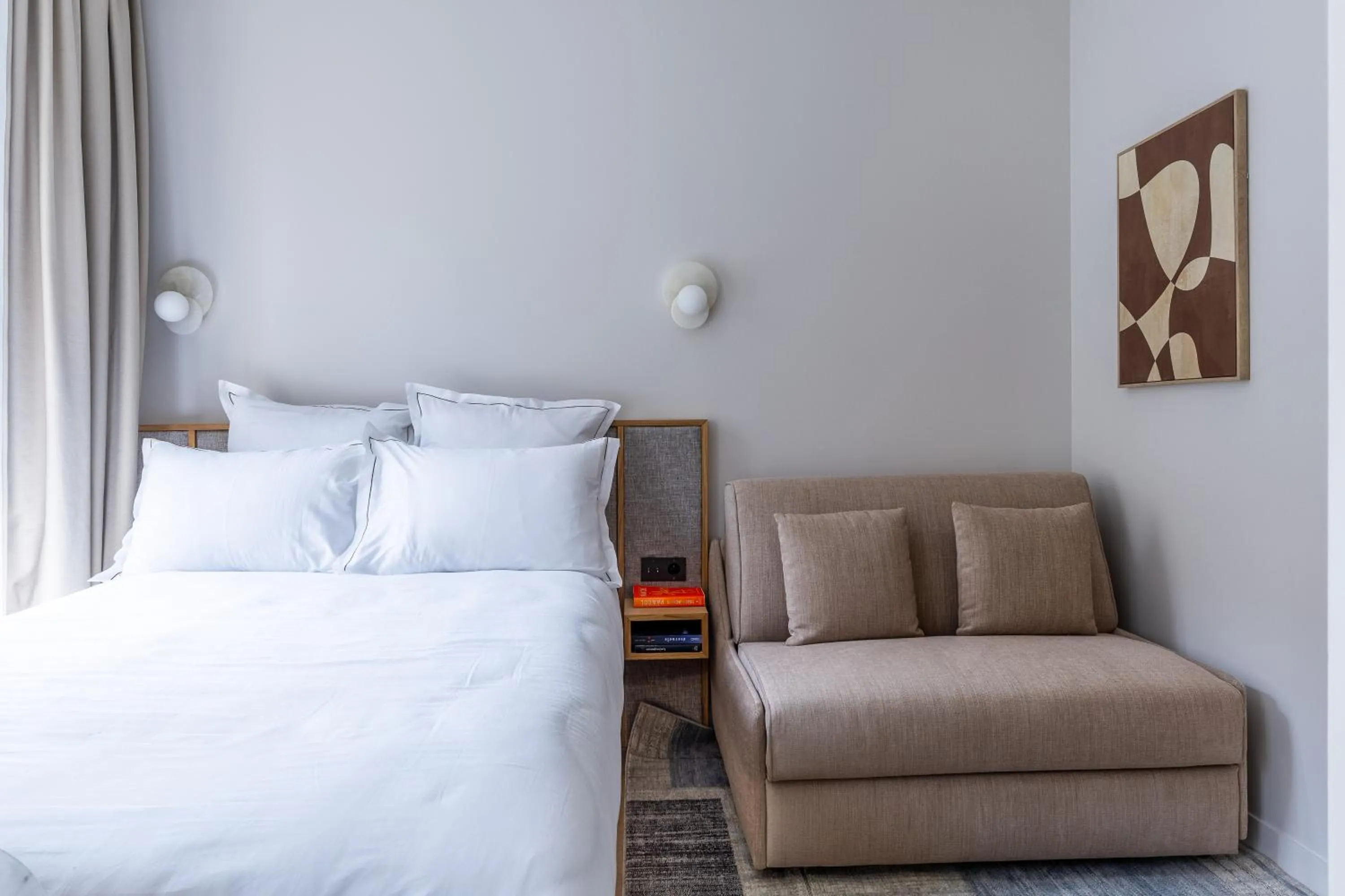 Bed in Quartier Libre Marais