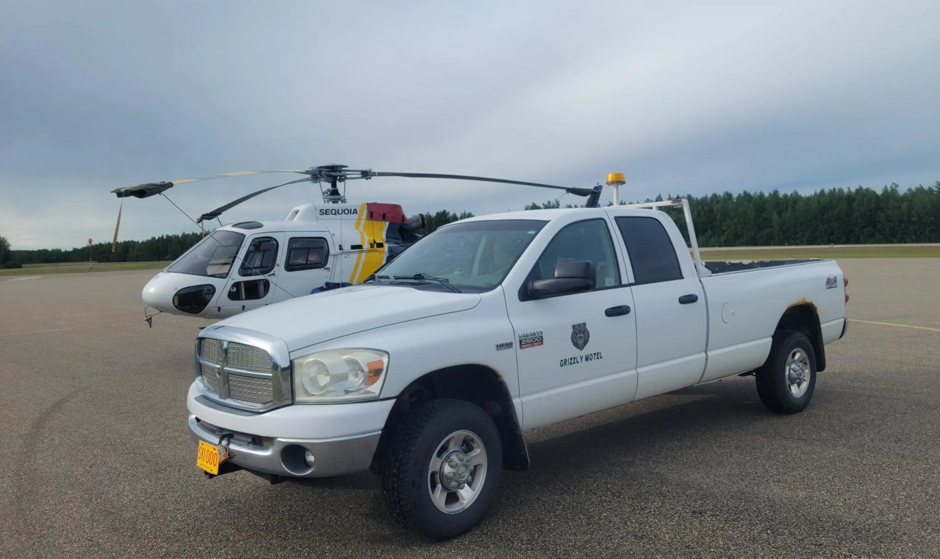 shuttle in GRIZZLY MOTEL