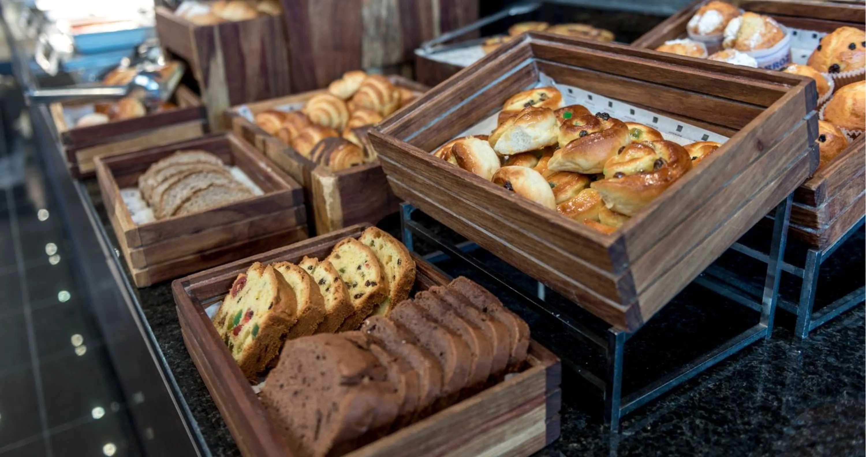 Restaurant/places to eat in Hotel Avenida