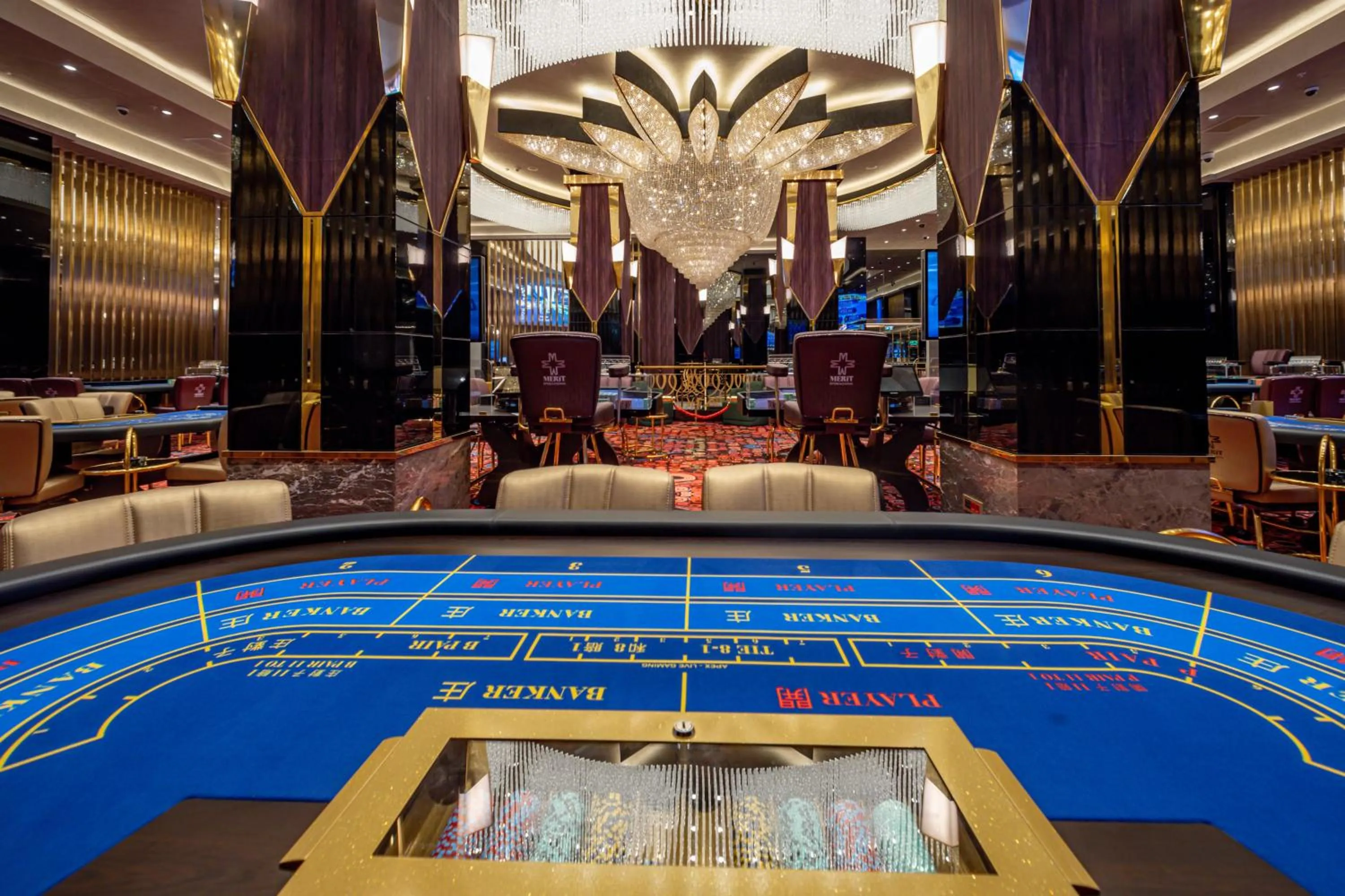 Casino in Merit Starlit Hotel & Residences