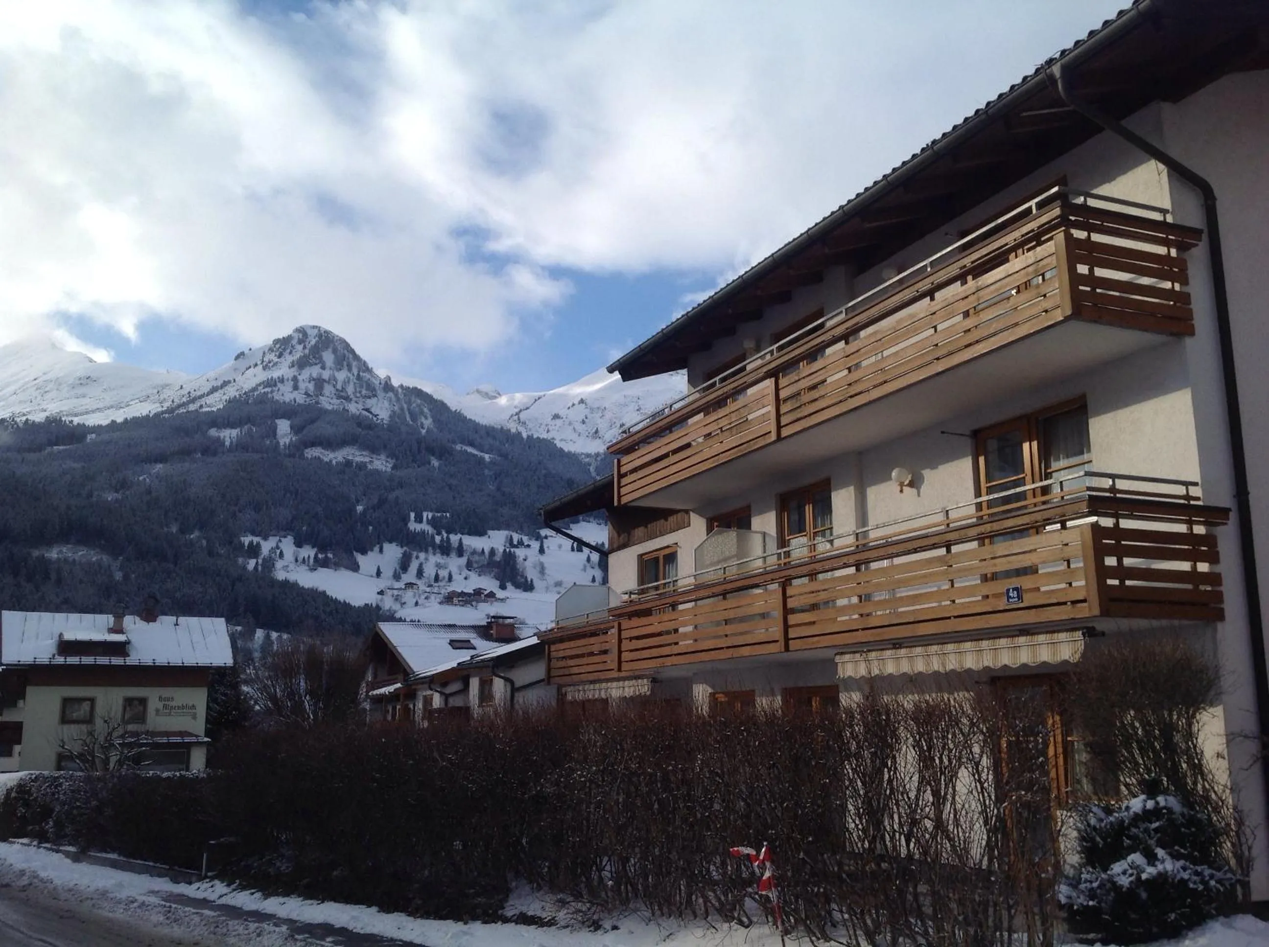 Facade/entrance in Appartements Christophorus